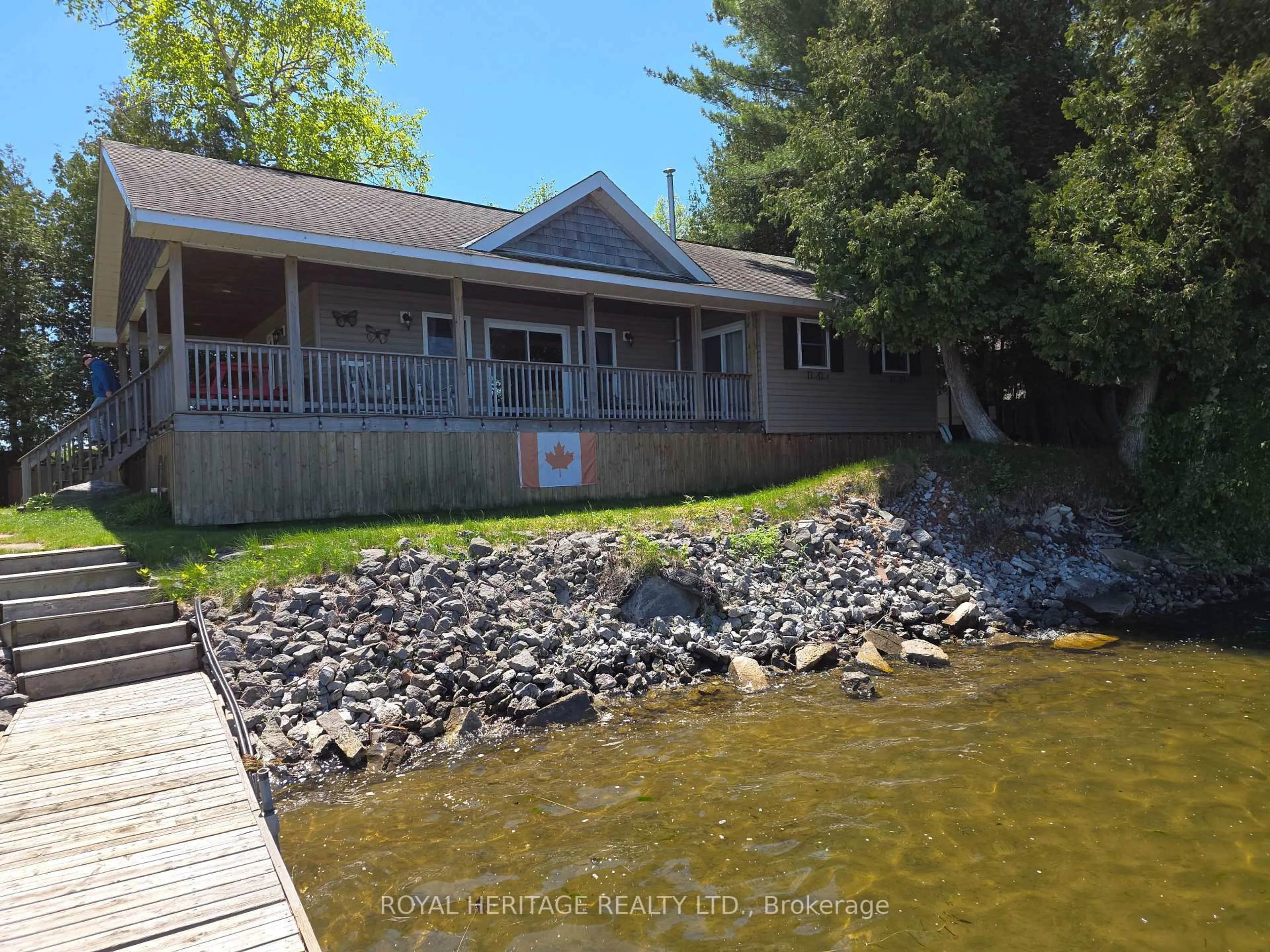A pic from outside/outdoor area/front of a property/back of a property/a pic from drone, water/lake/river/ocean view for 120 Charlie's Island, Hamilton Township Ontario K0L 1E0