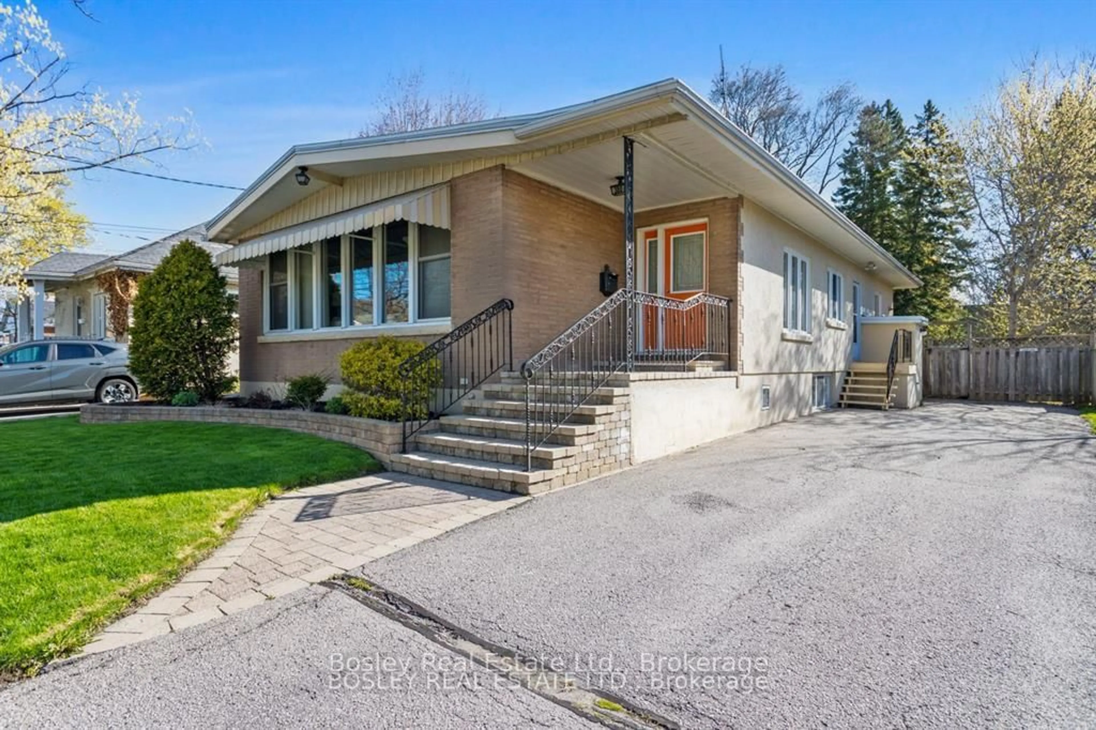 Unknown for 380 D'Arcy St, Cobourg Ontario K9A 4A5