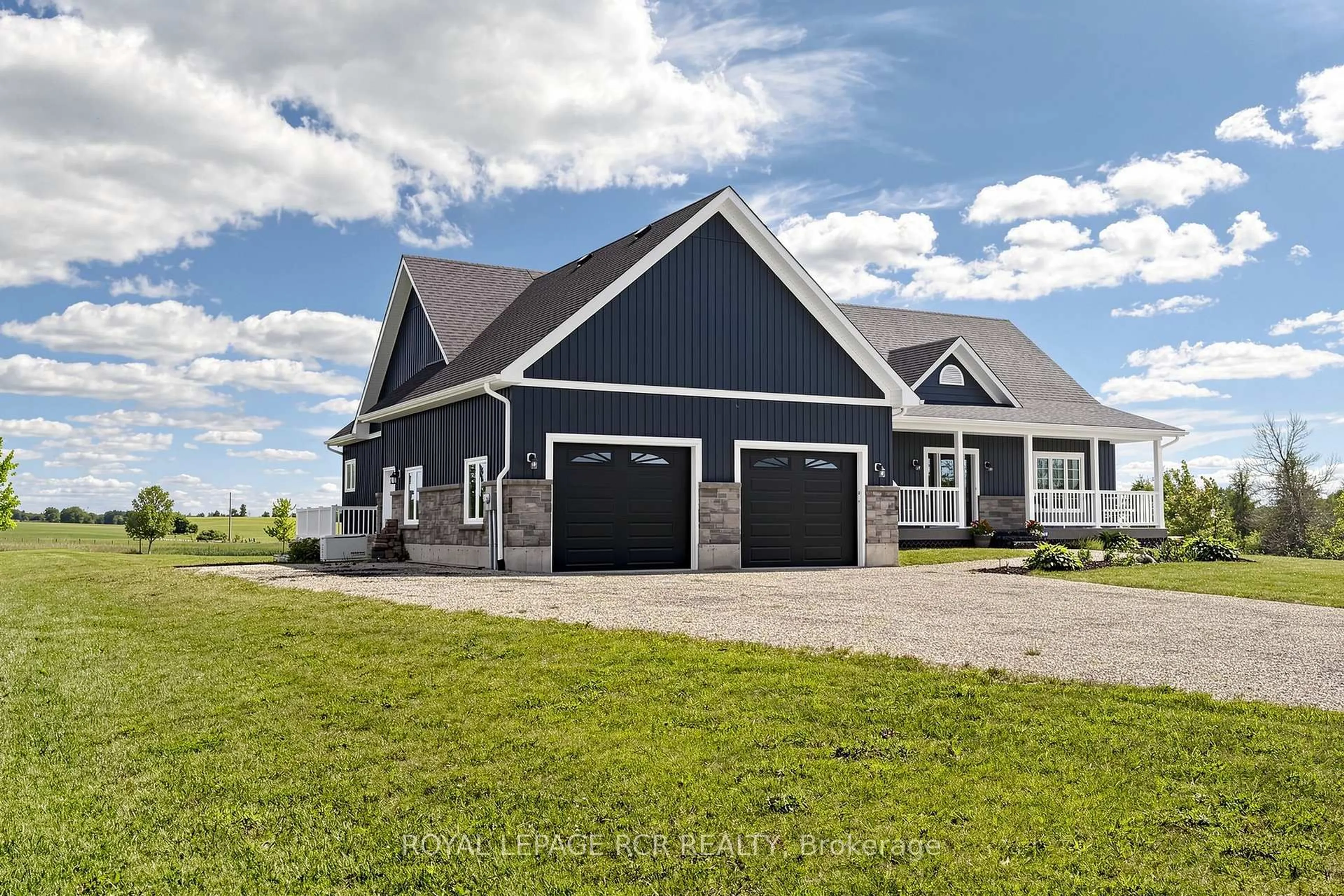 Home with vinyl exterior material, unknown for 224212 Southgate Rd 22 Rd, Southgate Ontario N0G 2A0