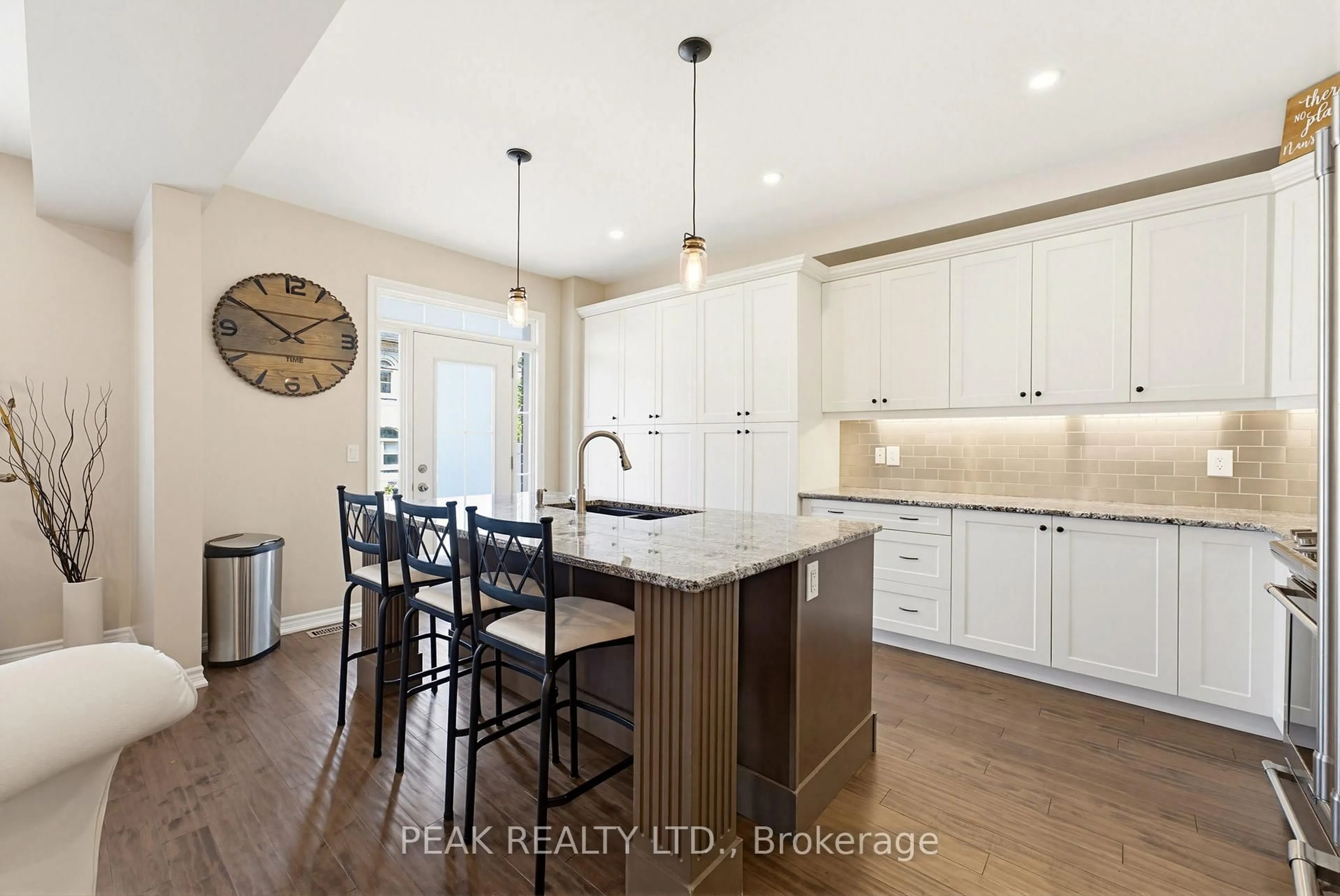 Open concept kitchen, unknown for 80 Willow St #84, Brant Ontario N3L 2K6