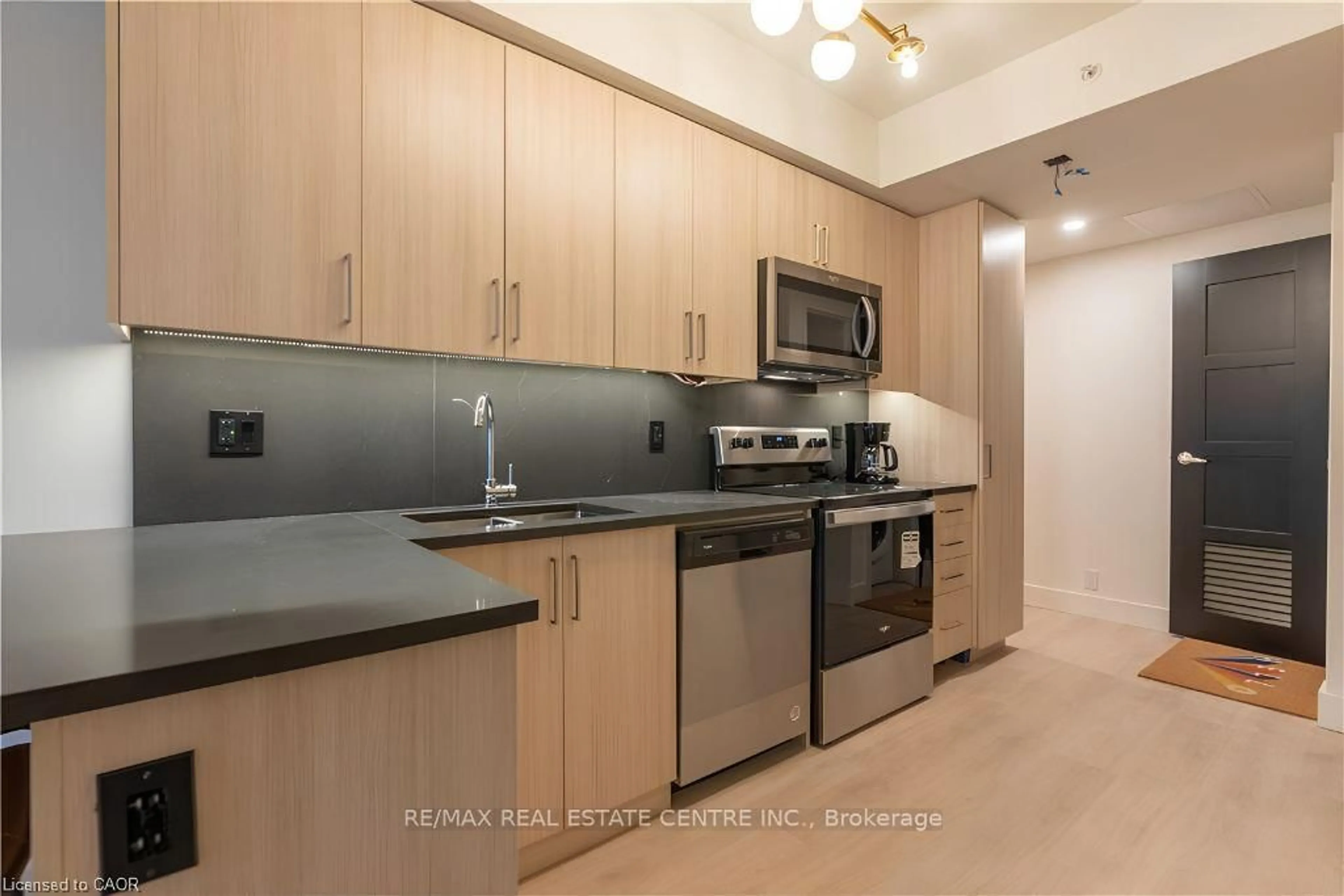 Standard kitchen, unknown for 145 Columbia St #611, Waterloo Ontario N2L 0K7