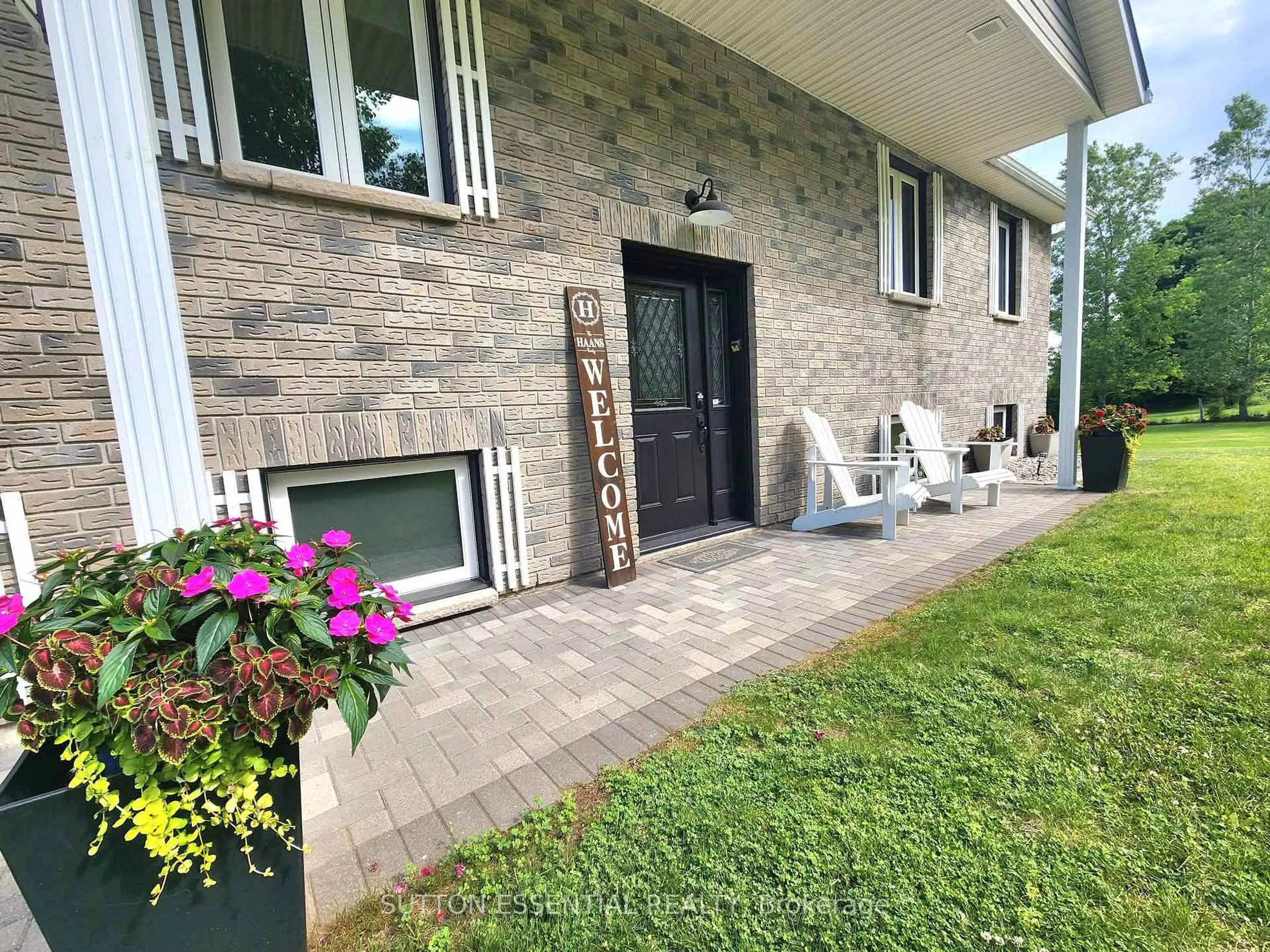 Unknown for 6130 6th Concession Rd, Augusta Ontario K6V 5T2