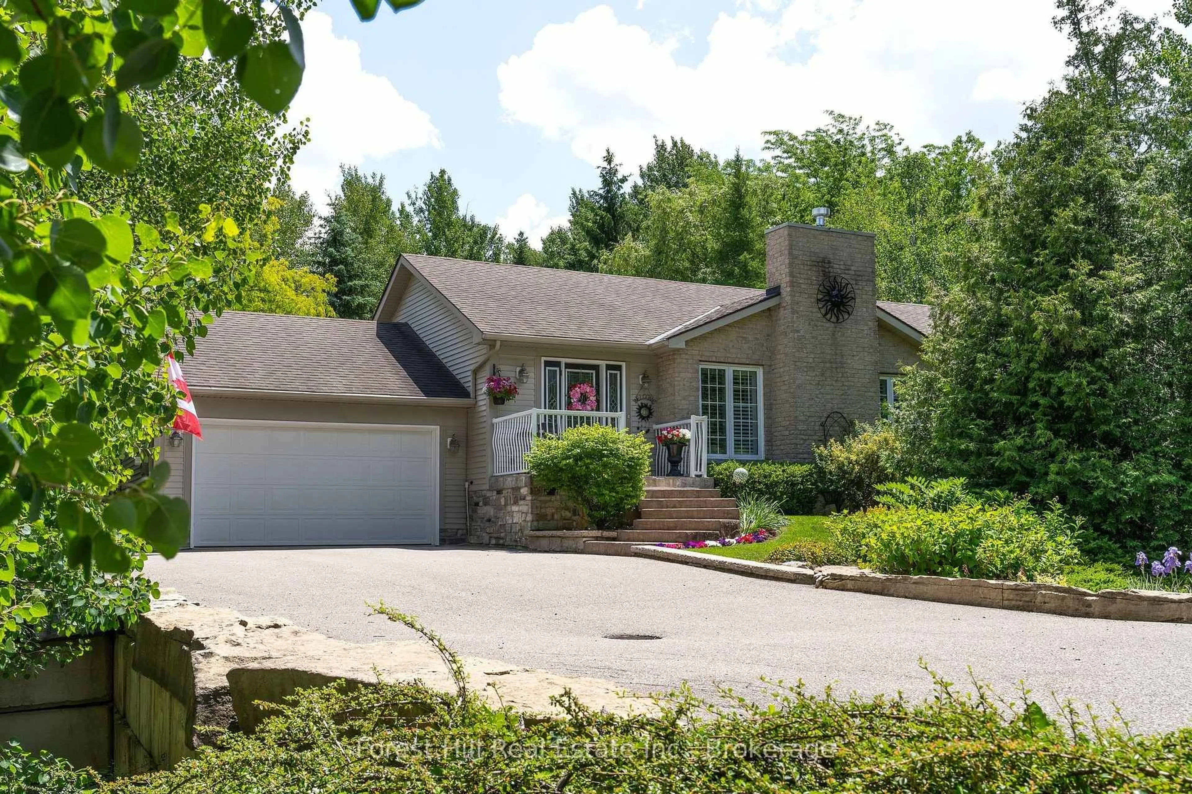 Home with brick exterior material, street for 131 Aspen Way, Blue Mountains Ontario L9Y 0S7