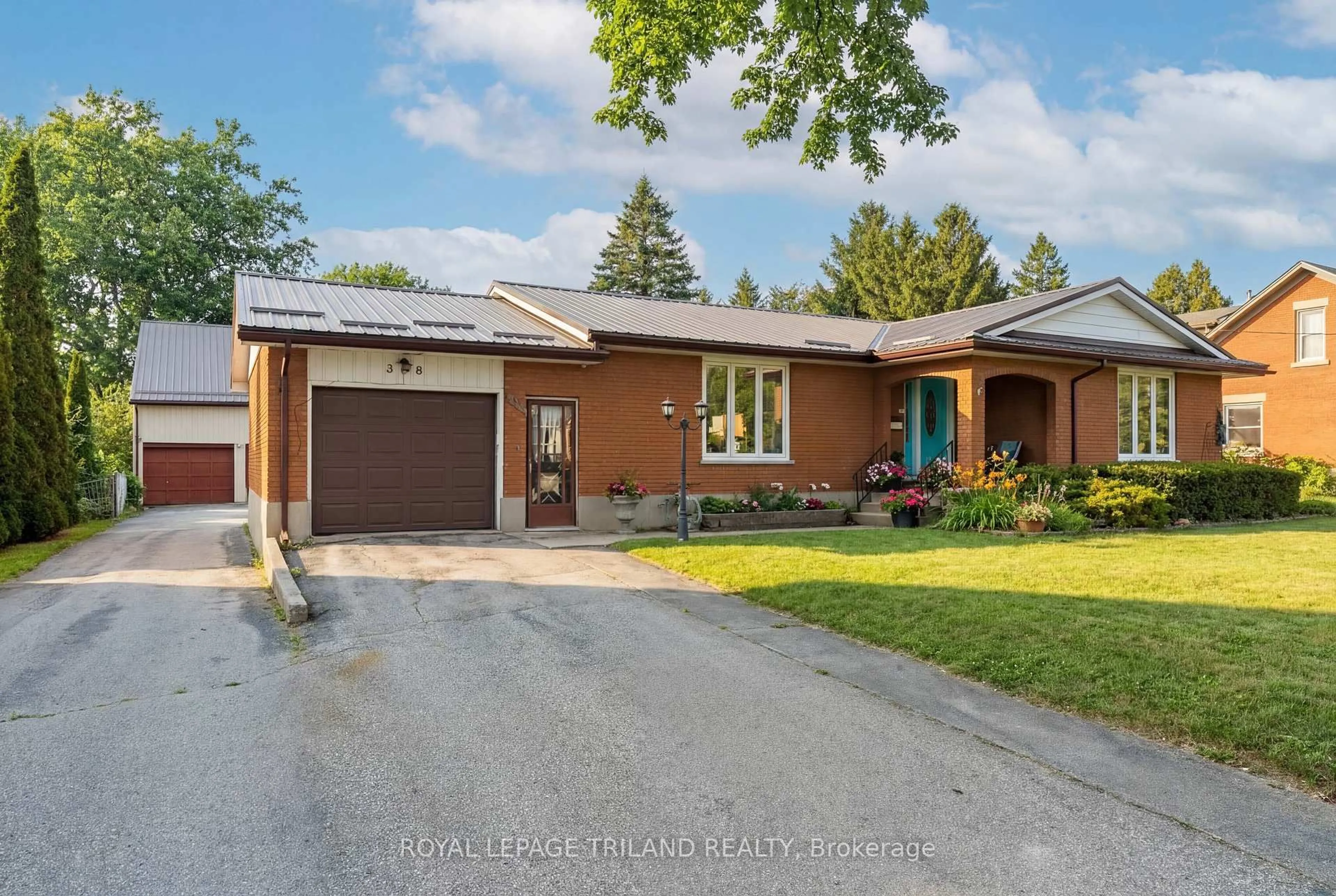 Home with brick exterior material, street for 308 John St, Aylmer Ontario N5H 2E2
