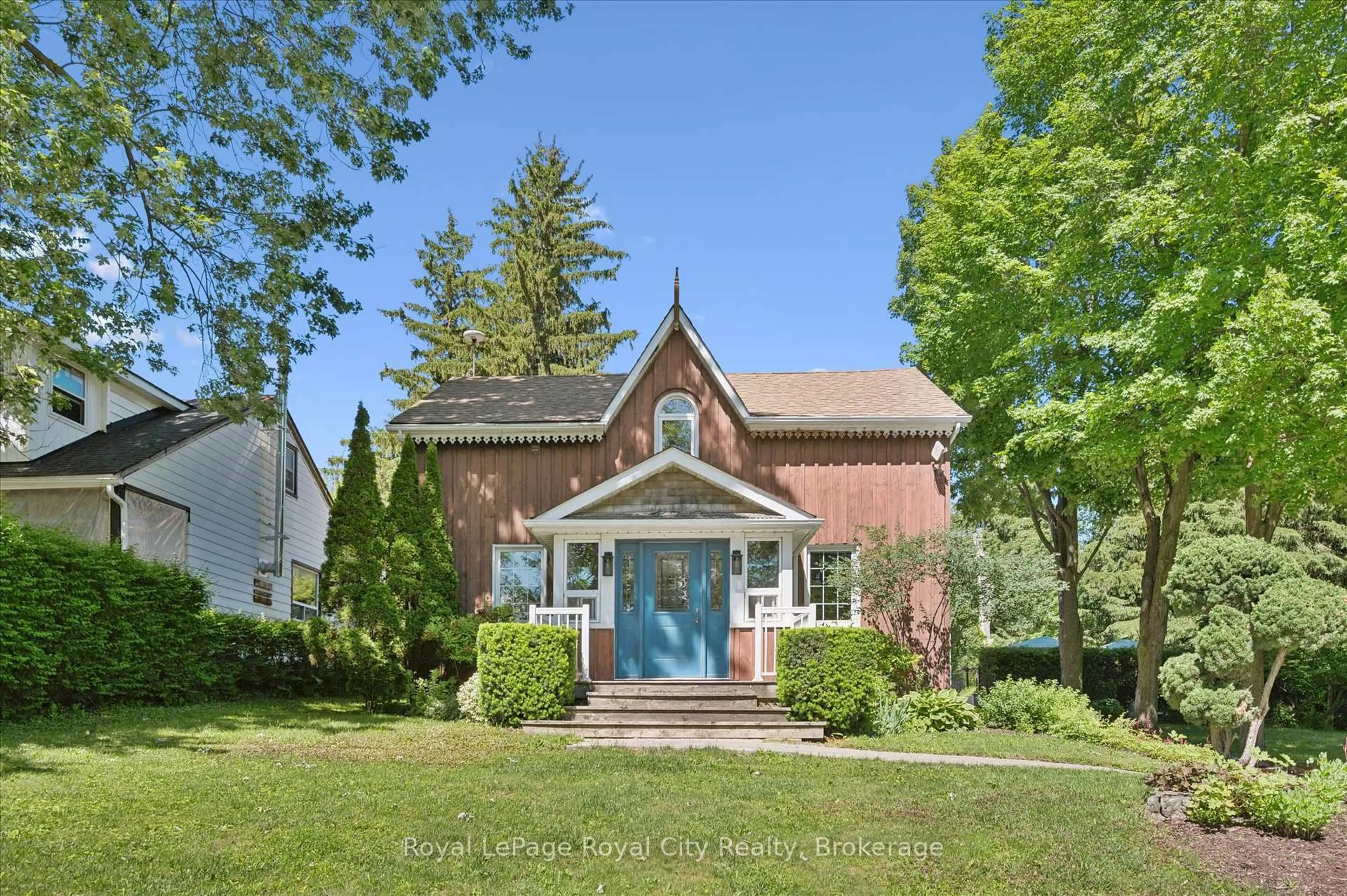 Home with brick exterior material, street for 33 North Broadway St, Centre Wellington Ontario N0B 1J0