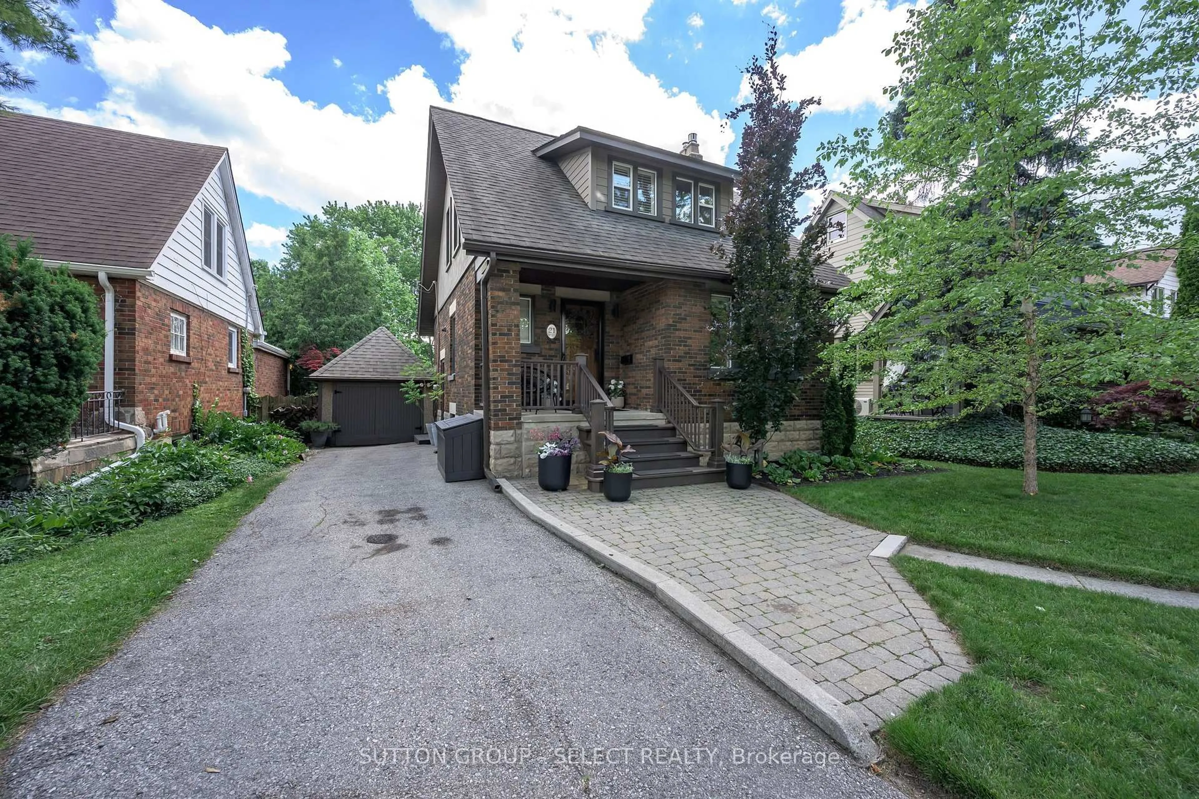 Unknown for 21 Foxbar Rd, London South Ontario N6C 2A6