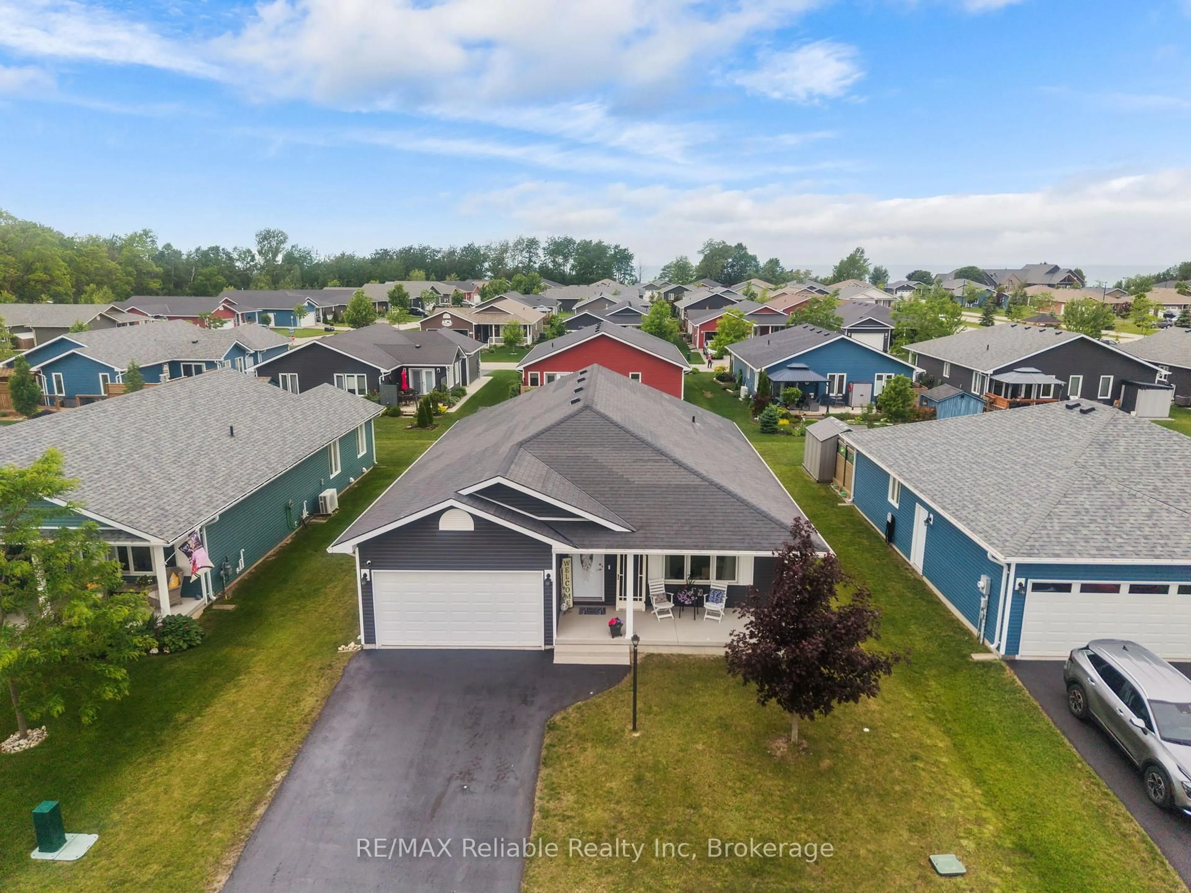 A pic from outside/outdoor area/front of a property/back of a property/a pic from drone, street for 7 Windward Way, Ashfield-Colborne-Wawanosh Ontario N7A 0B8