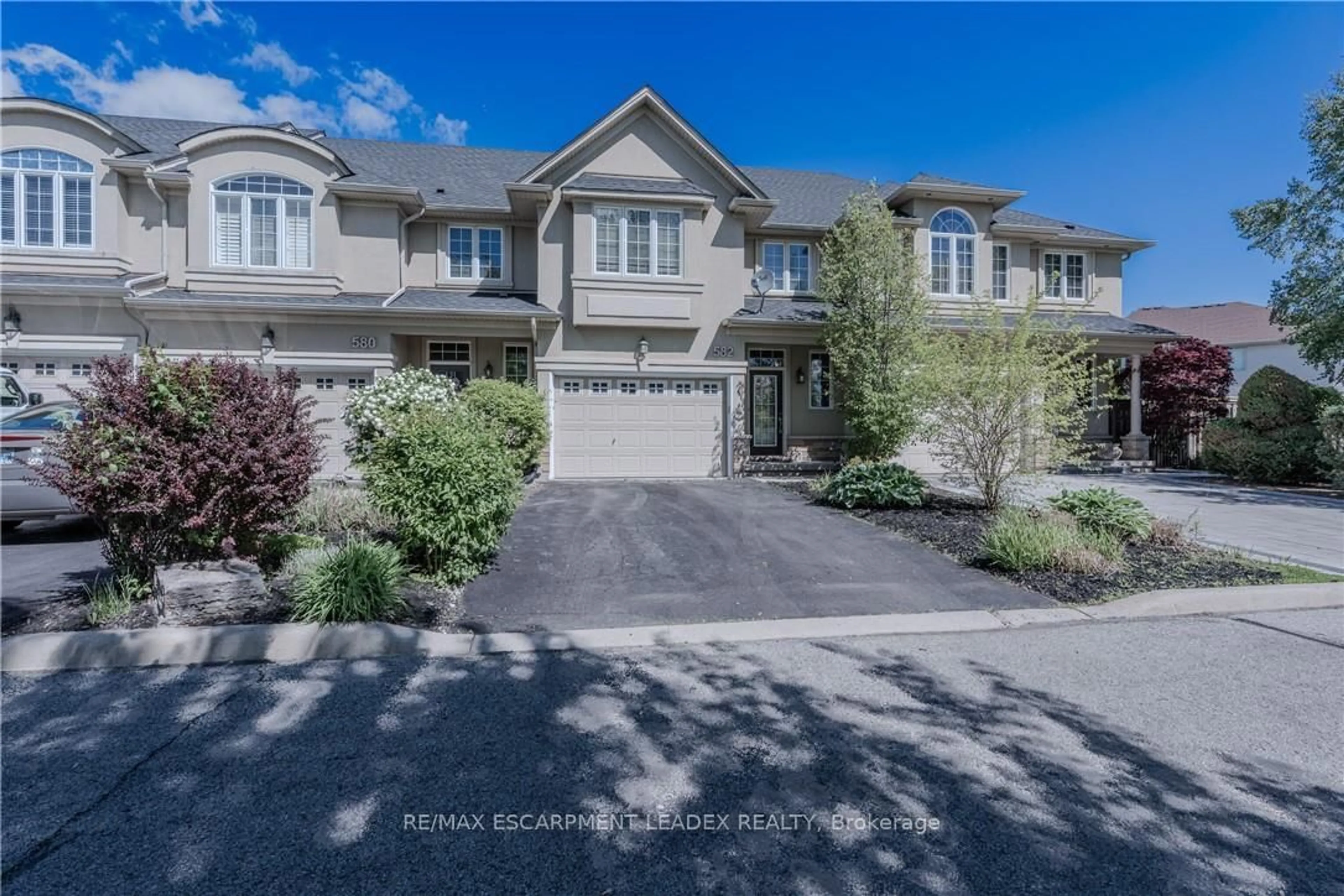 Unknown for 582 Stonehenge Dr, Hamilton Ontario L9K 0B2
