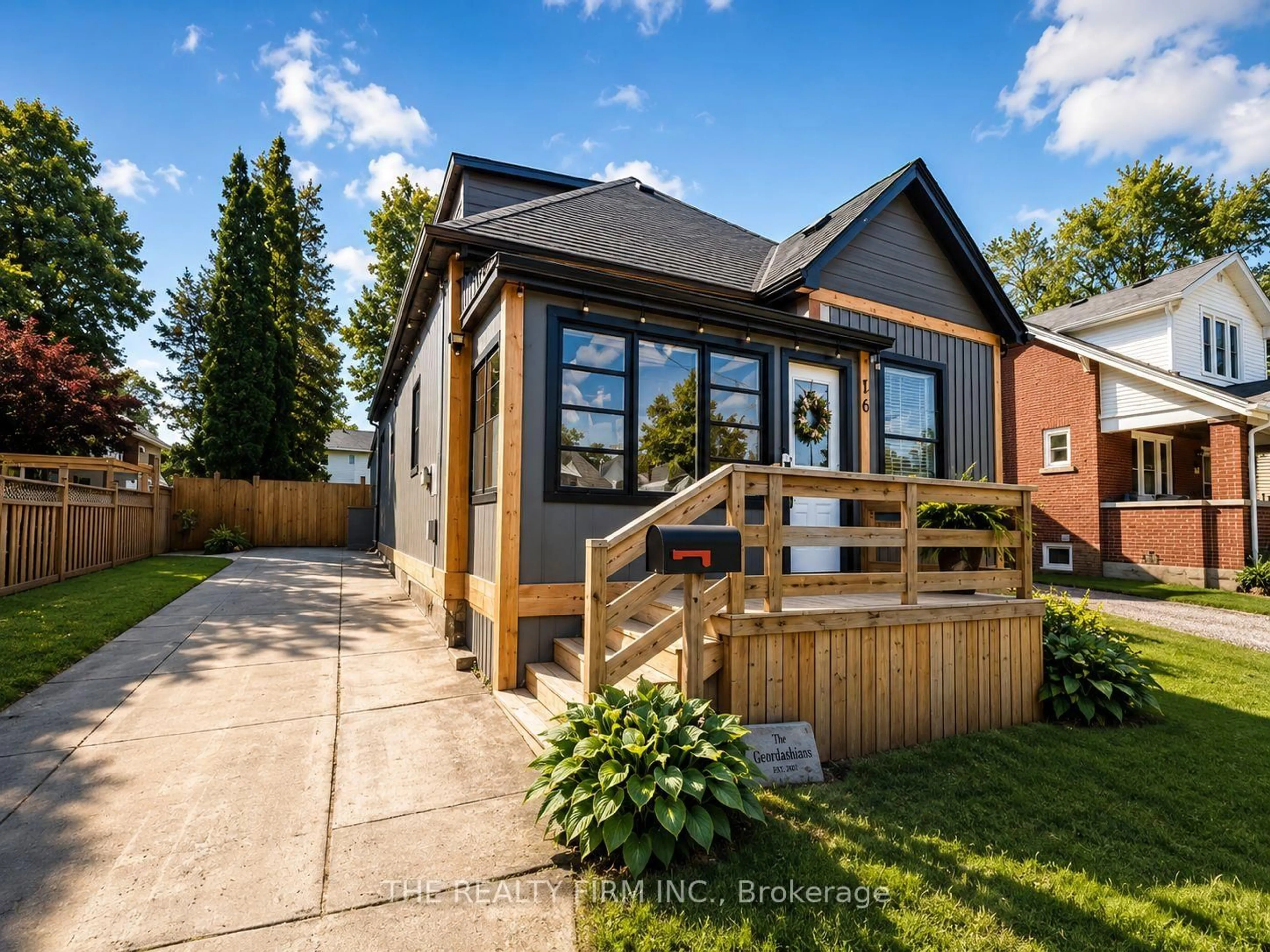 Home with brick exterior material, street for 16 West Ave, St. Thomas Ontario N5R 3P5