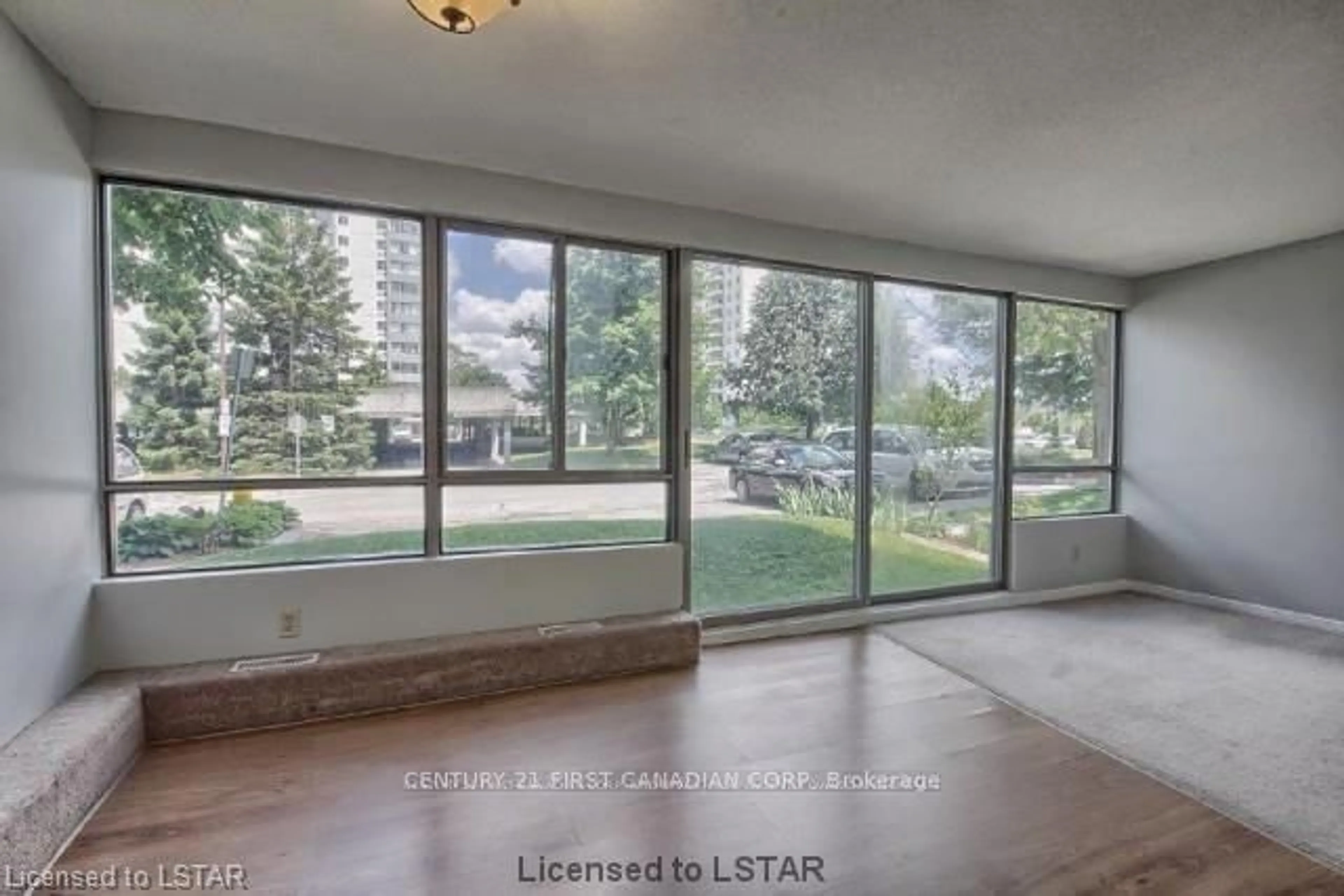 Unknown for 570 Proudfoot Lane #103, London North Ontario N6H 4Z1