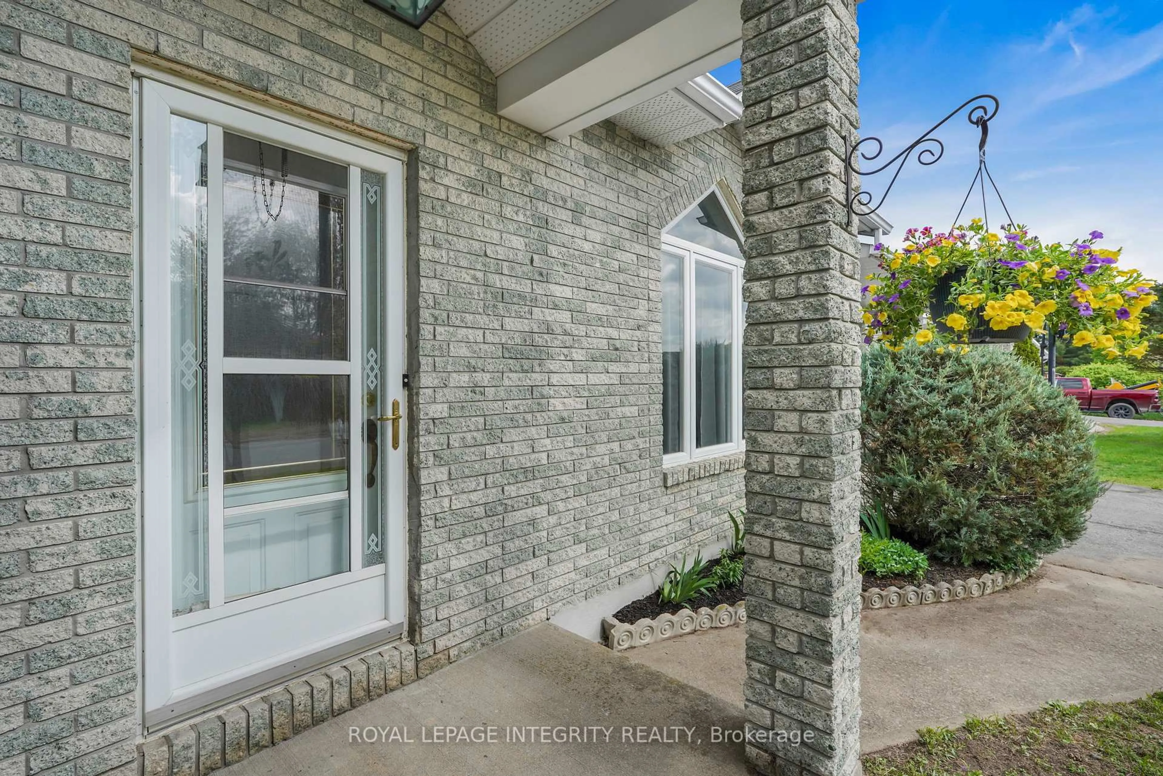 Home with brick exterior material, street for 84 Lalande Cres, Alfred and Plantagenet Ontario K0B 1A0