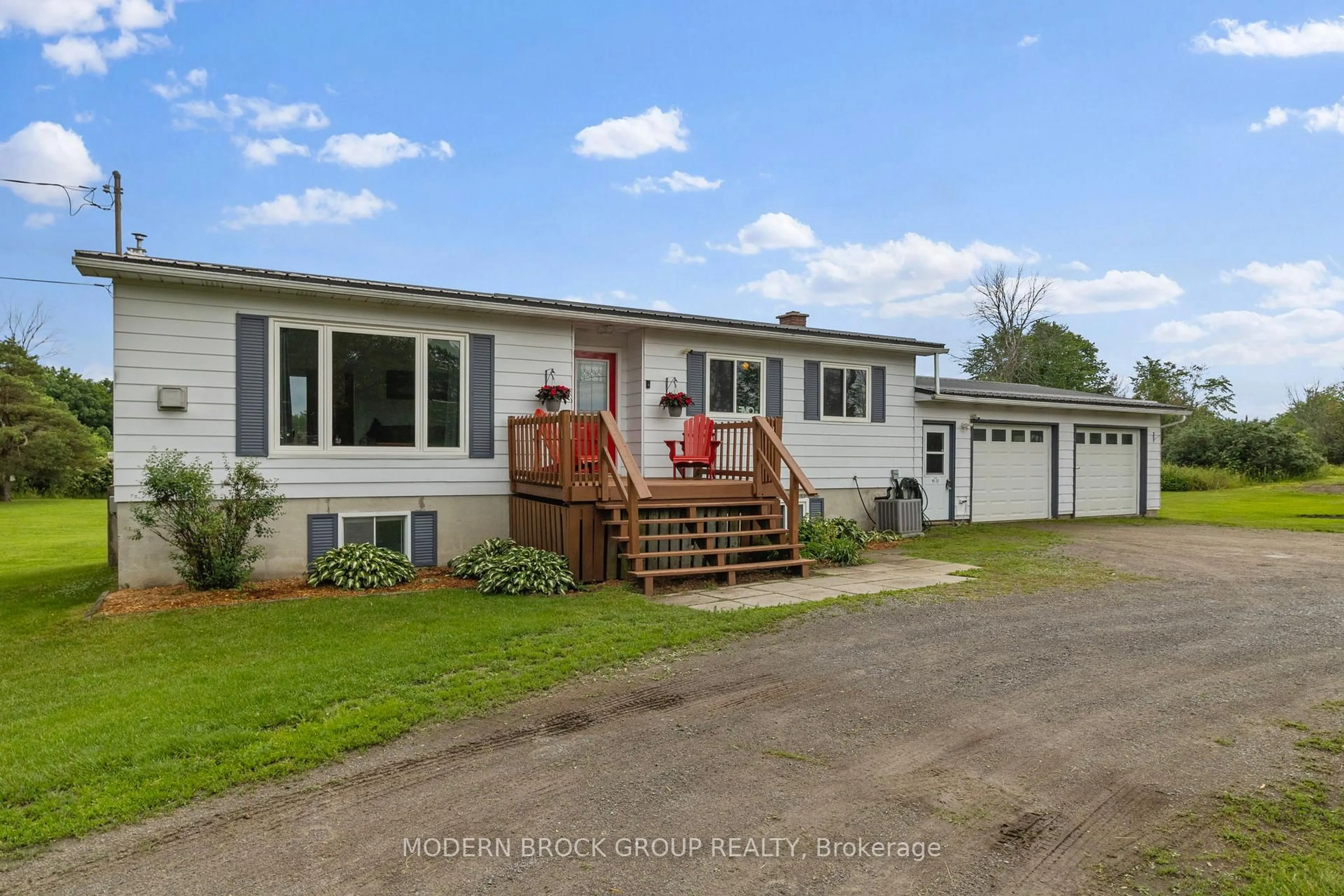 Unknown for 1057 Cty Rd 2 Rd, Front of Leeds & Seeleys Bay Ontario K0E 1L0