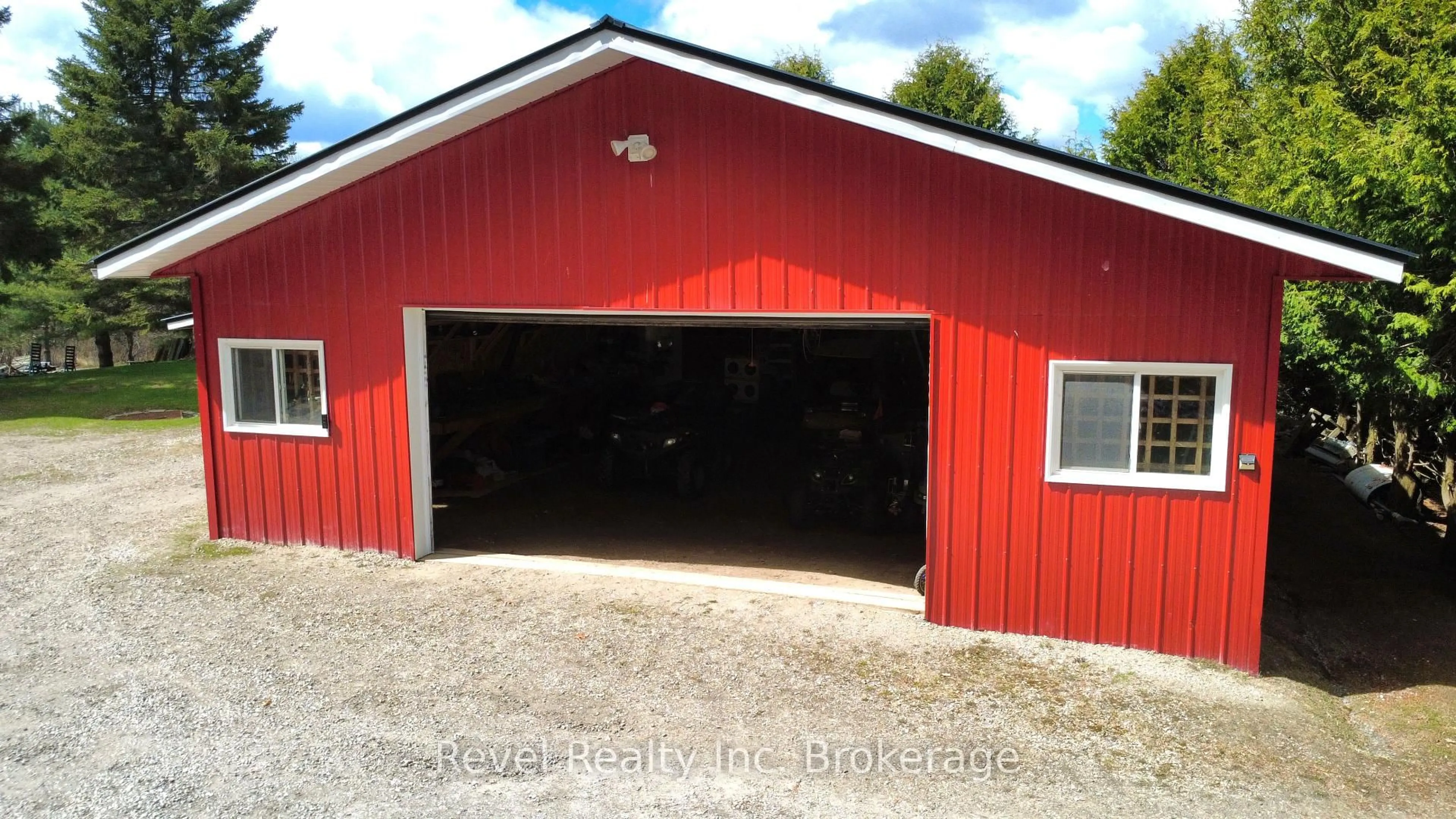 Indoor garage for 210 Levesque St, Bonfield Ontario P0H 1E0