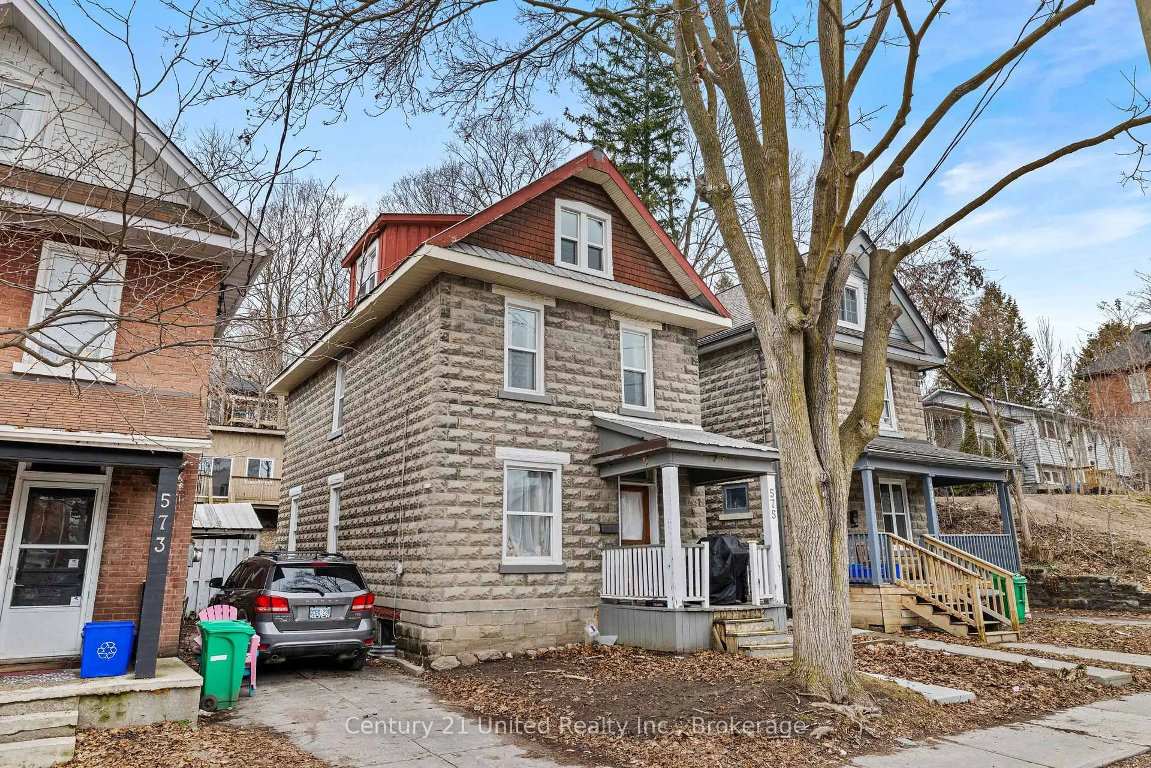 Home with brick exterior material, street for 575 Bethune St, Peterborough Ontario K9H 3Z7