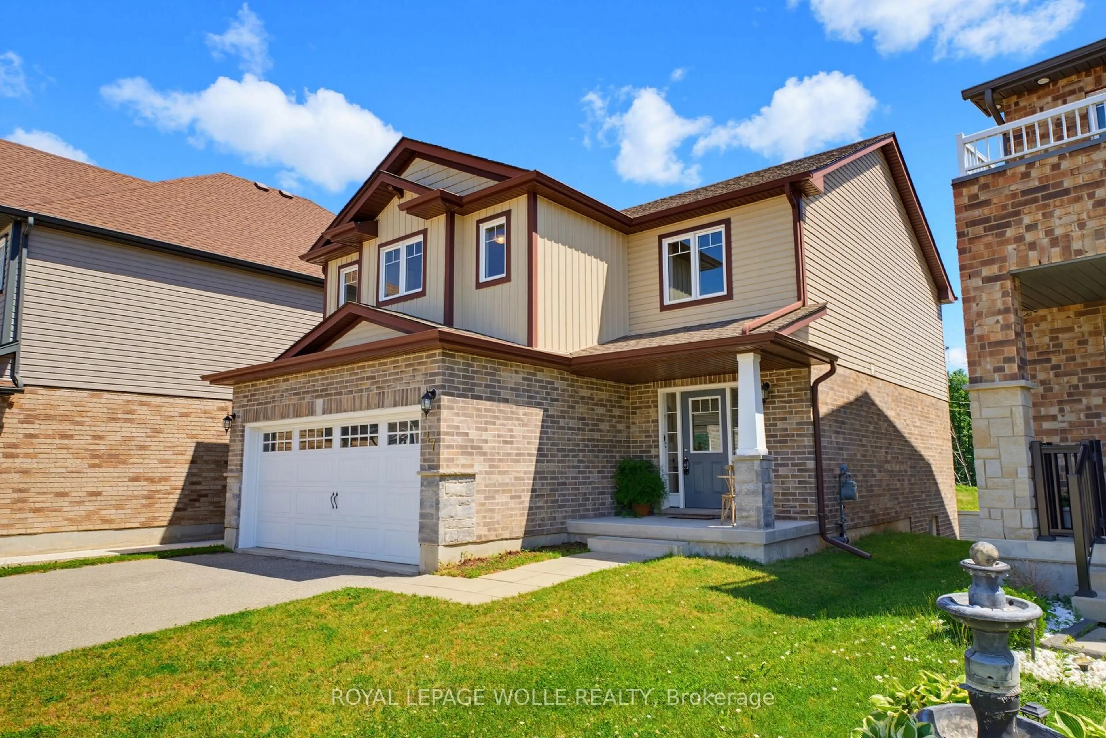 Home with brick exterior material, street for 47 Newcastle Crt, Kitchener Ontario N2R 0G7