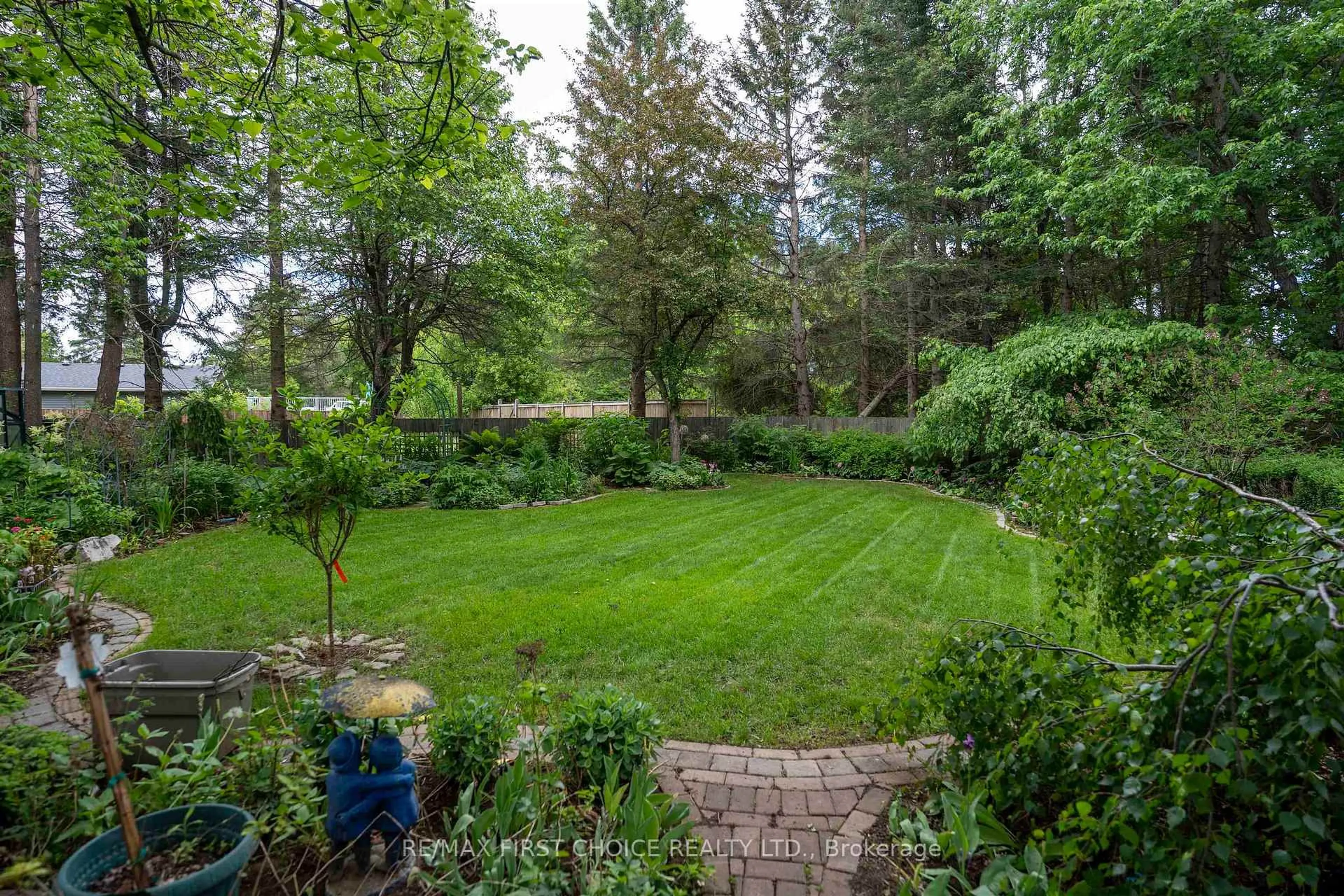 Patio, forest/trees view for 2100 Whitegates Dr, Thunder Bay Ontario P7K 1G2