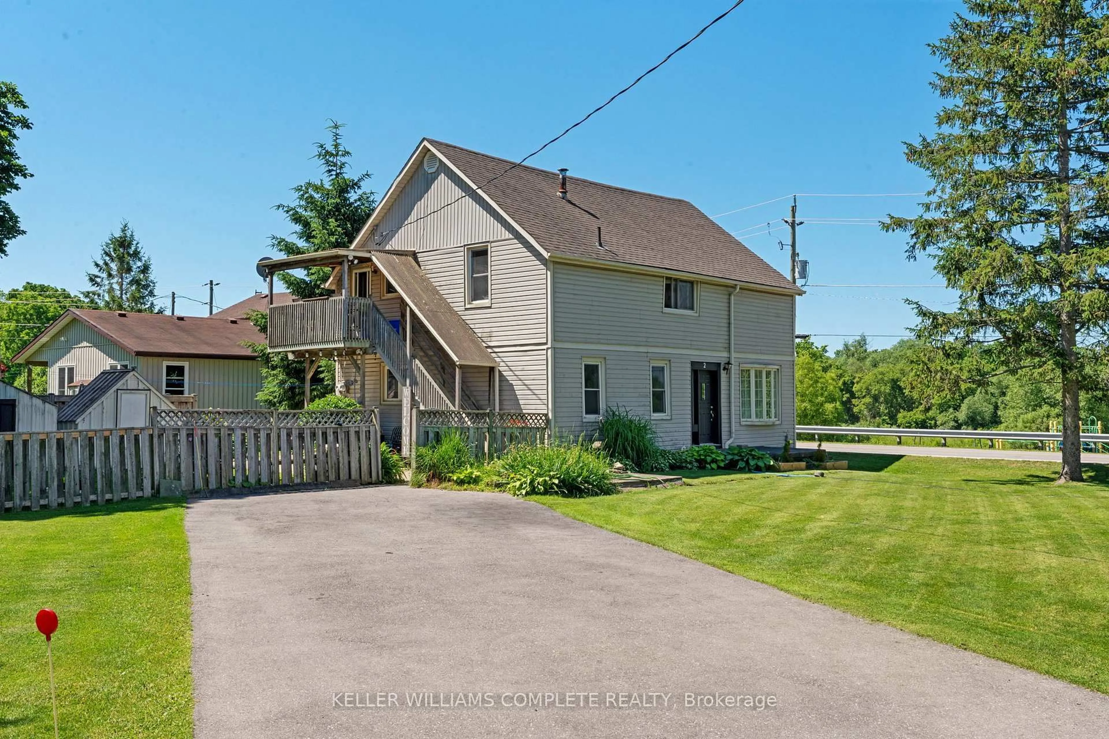 A pic from outside/outdoor area/front of a property/back of a property/a pic from drone, street for 2 MILL St, Haldimand Ontario N0A 1R0