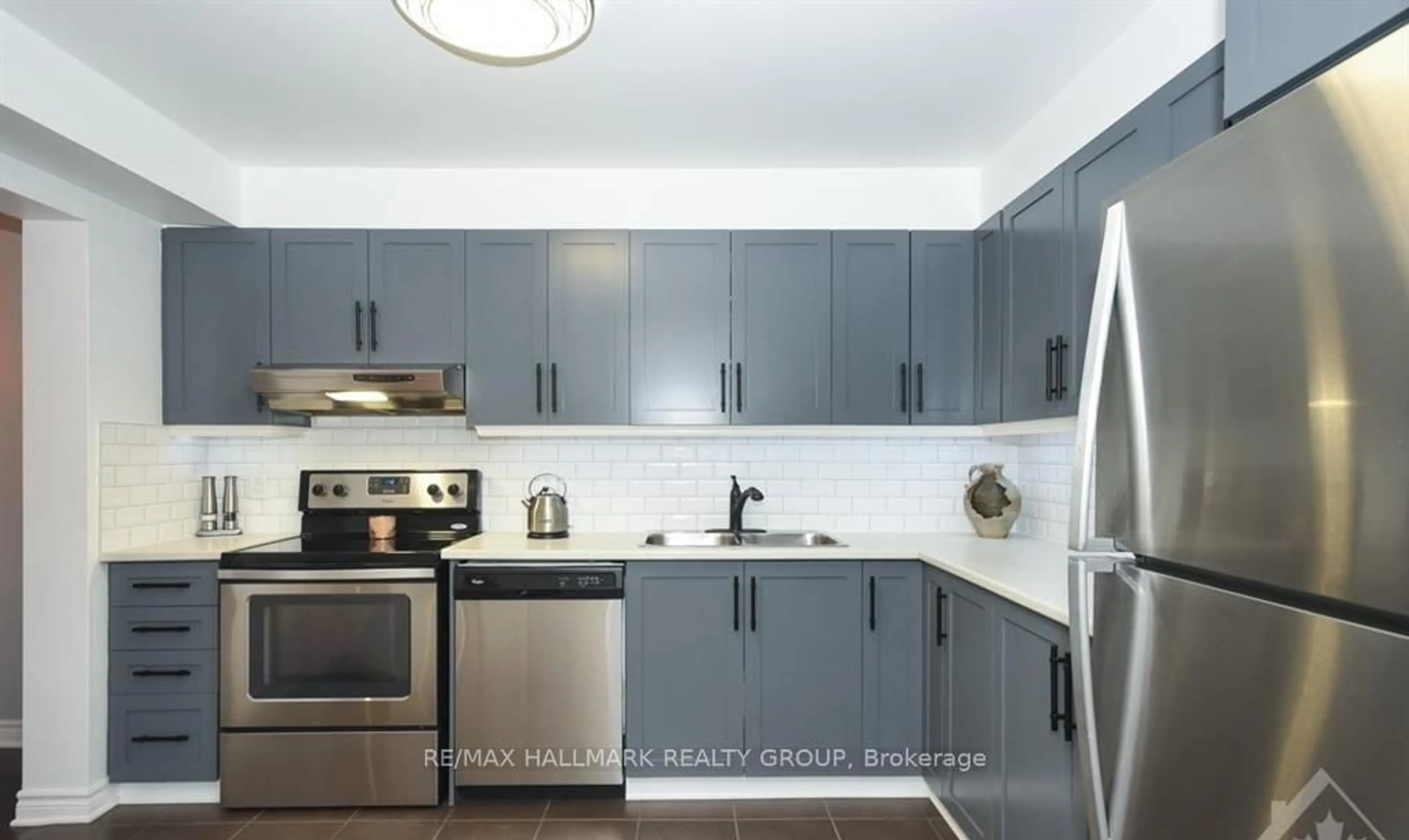 Standard kitchen, unknown for 659 Petrichor Cres, Ottawa Ontario K4A 0Y4