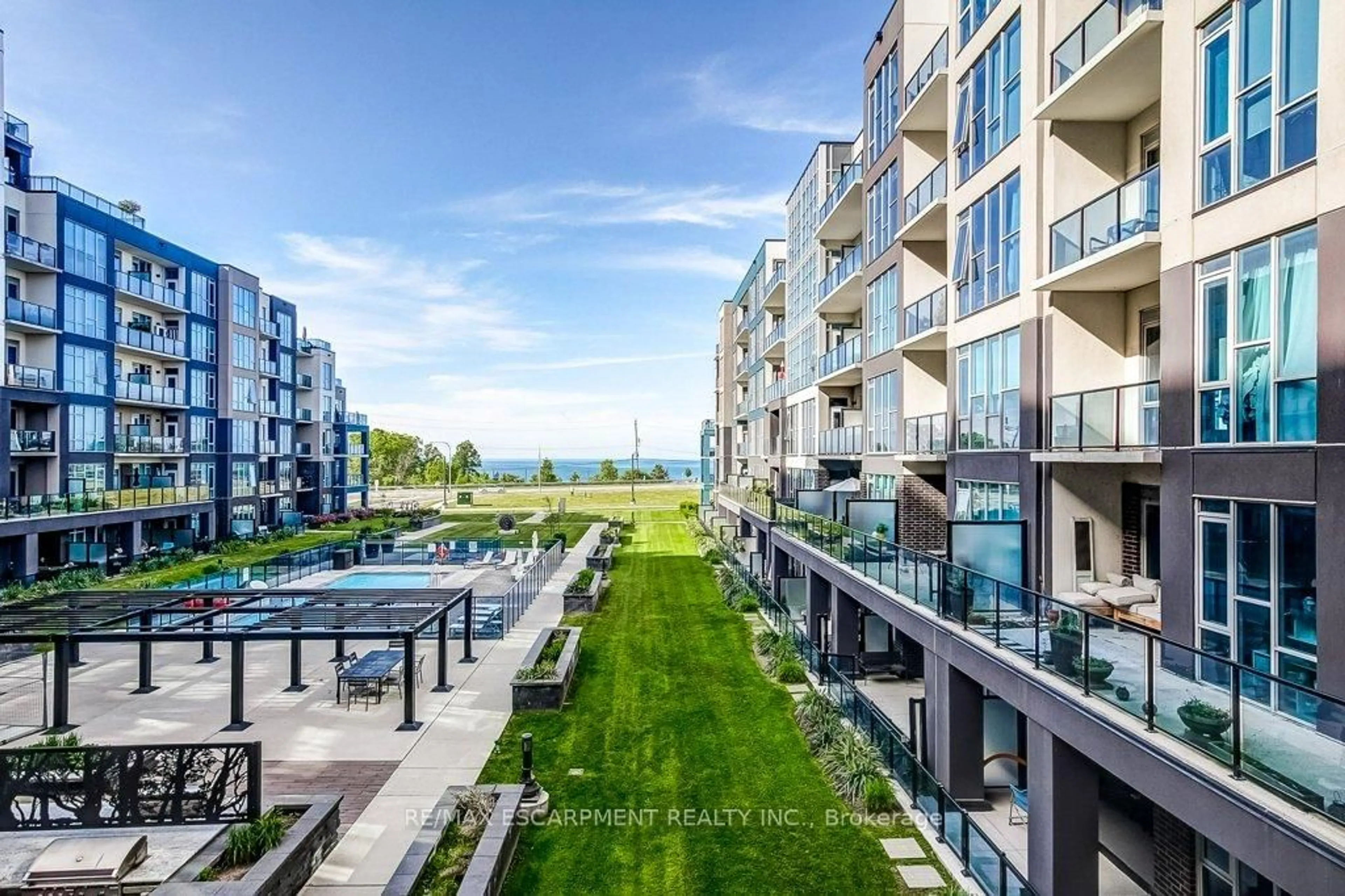 Patio, water/lake/river/ocean view for 16 Concord Pl #201, Grimsby Ontario L3M 0J1
