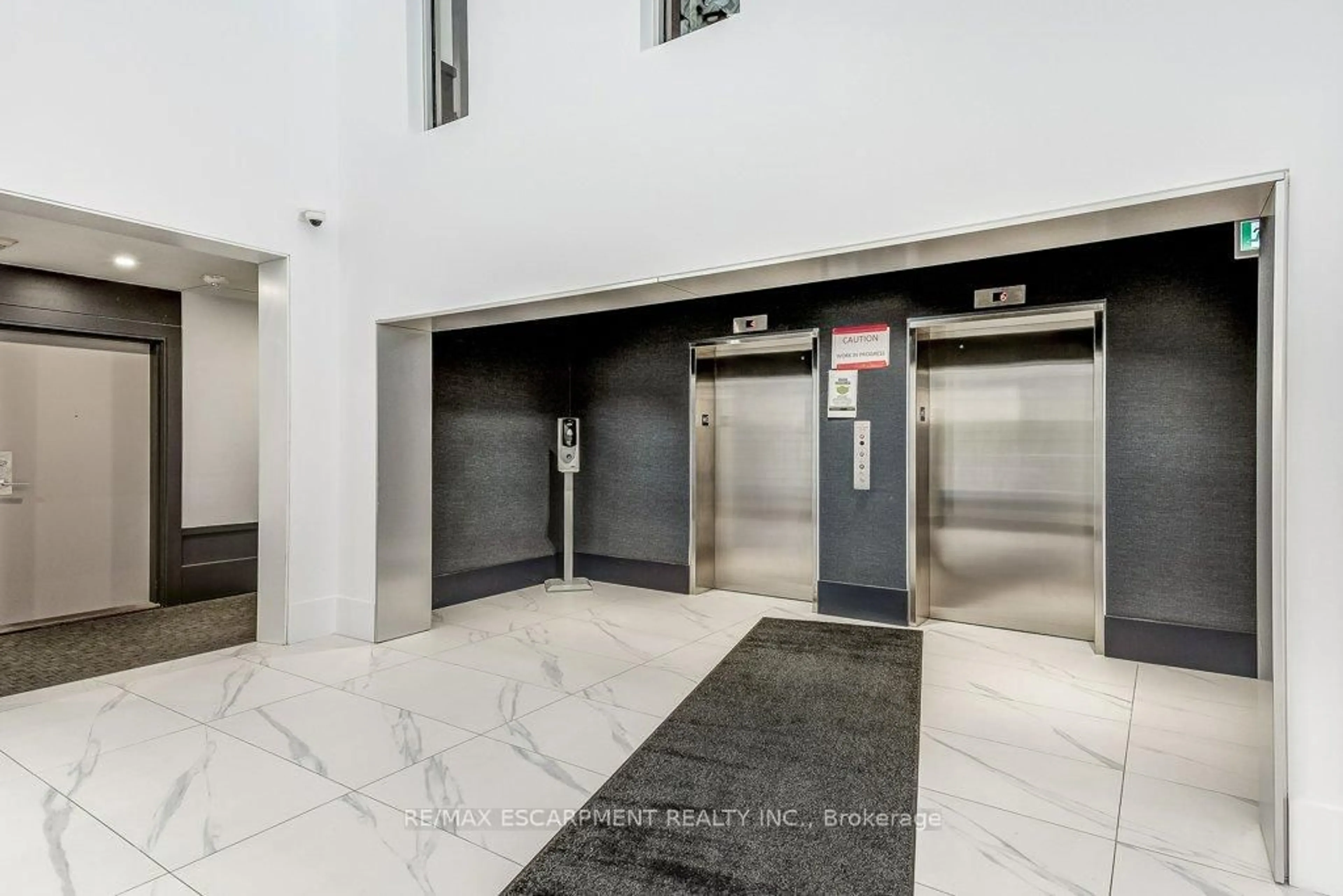 Indoor foyer for 16 Concord Pl #201, Grimsby Ontario L3M 0J1