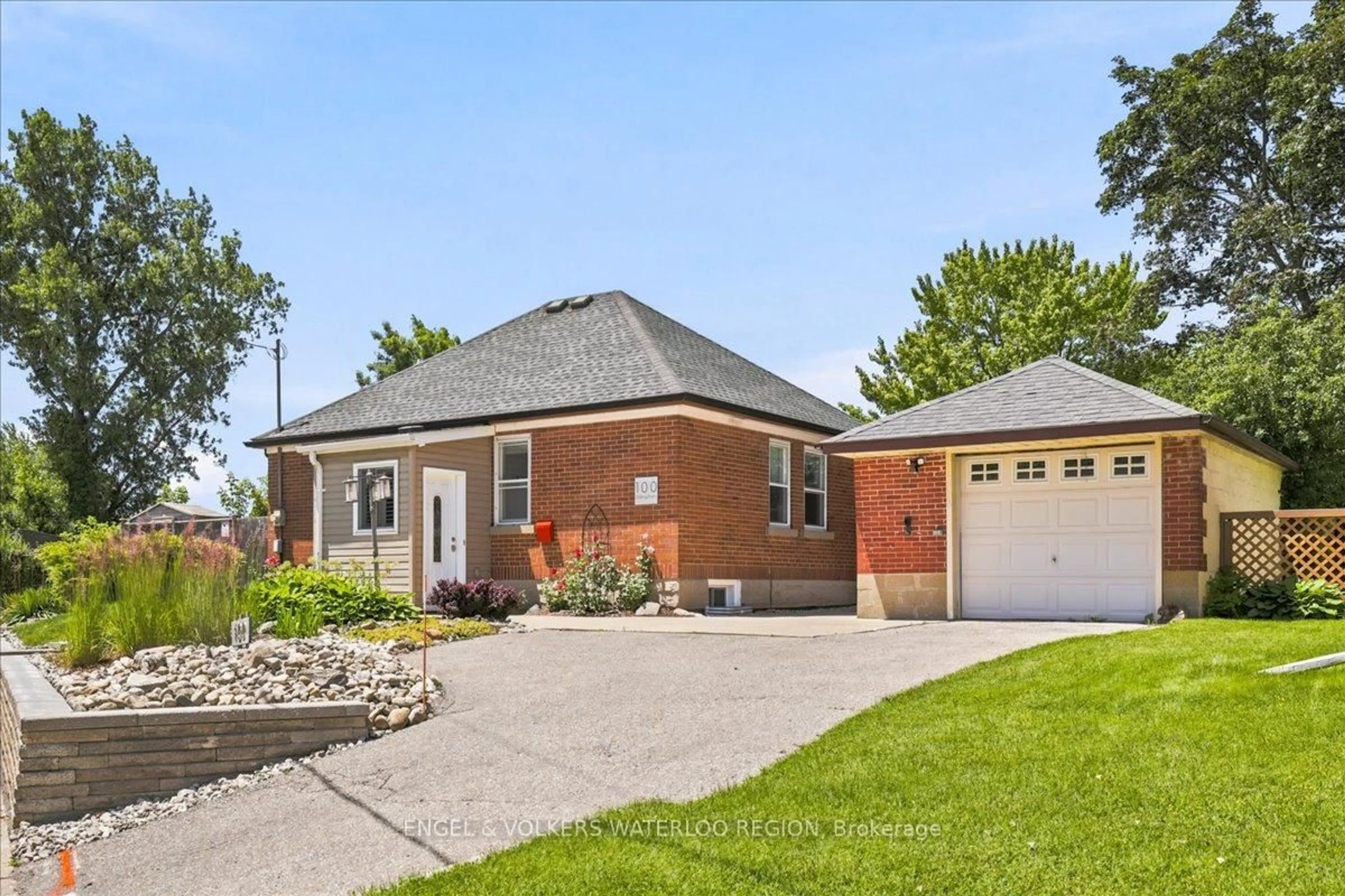 Home with brick exterior material, street for 100 Stirling Ave, Kitchener Ontario N2G 3N9