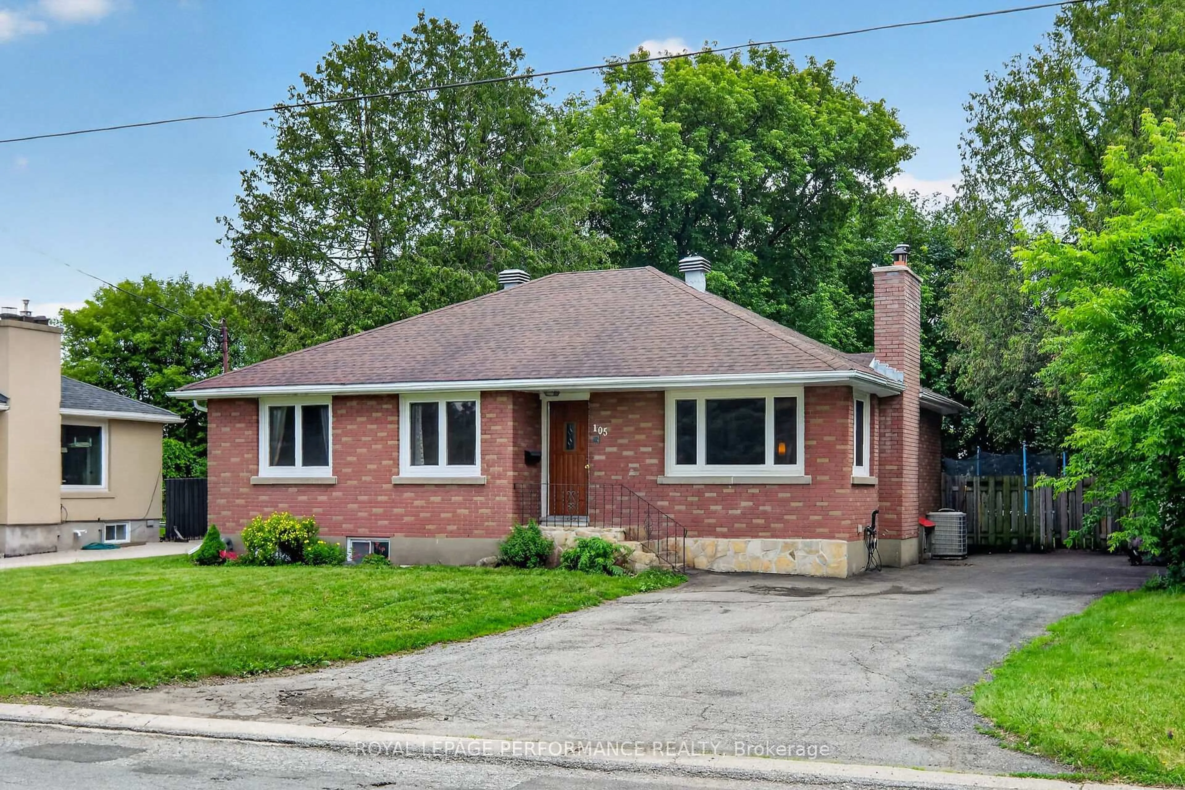 Home with brick exterior material, street for 105 Crownhill St, Ottawa Ontario K1J 6X2