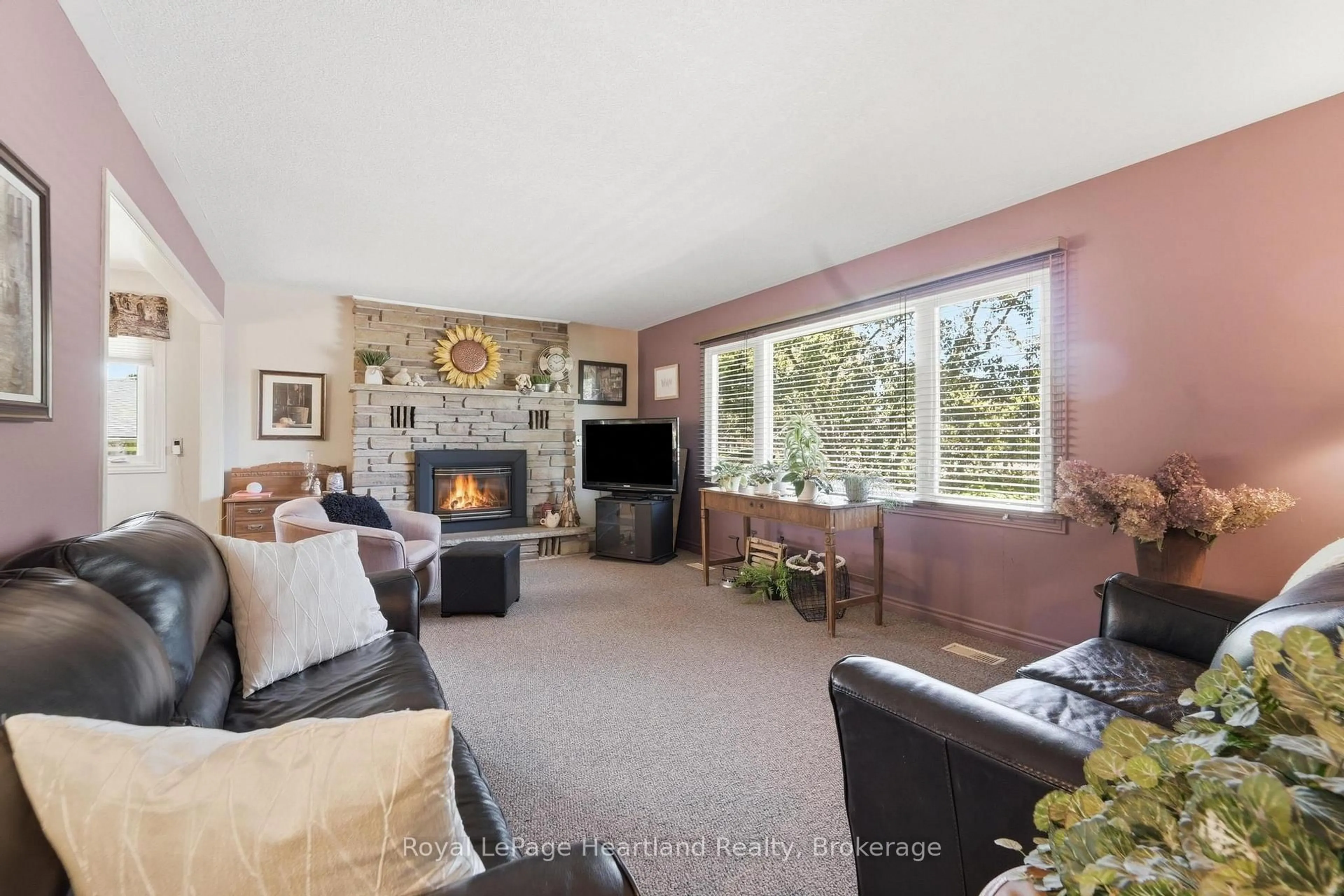 Living room with furniture, unknown for 235 Hincks St, Goderich Ontario N7A 3C9