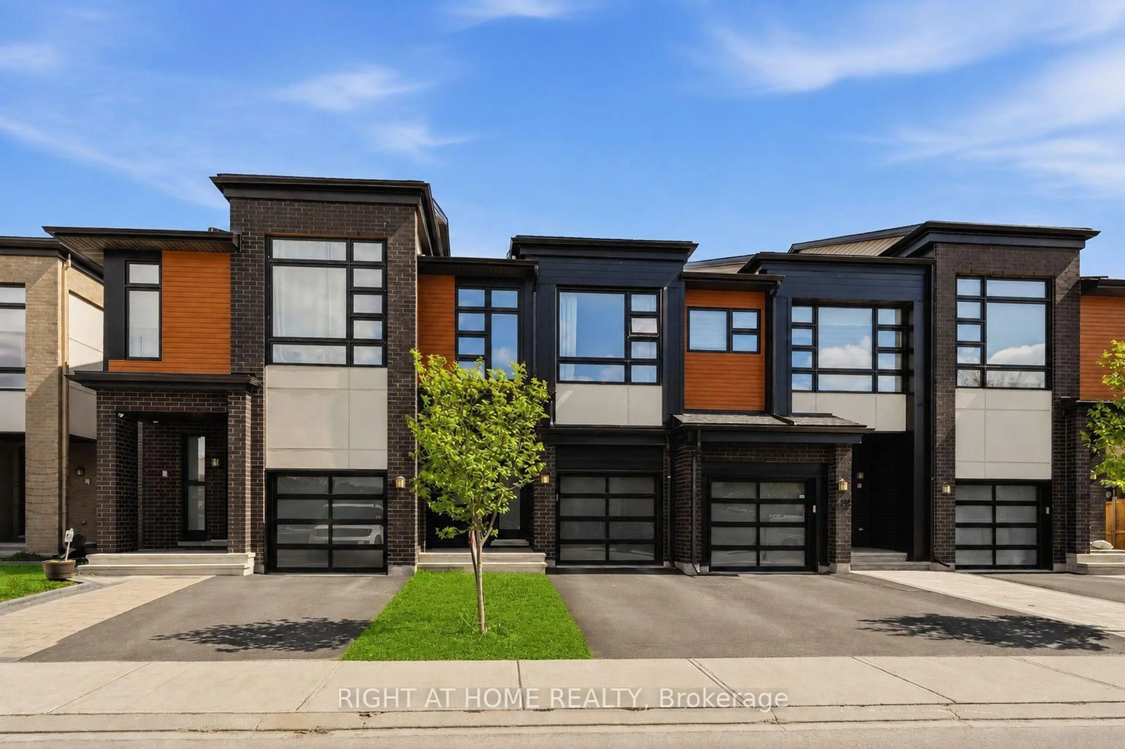 Home with brick exterior material, street for 424 Markdale Terr, Ottawa Ontario K1X 0B2