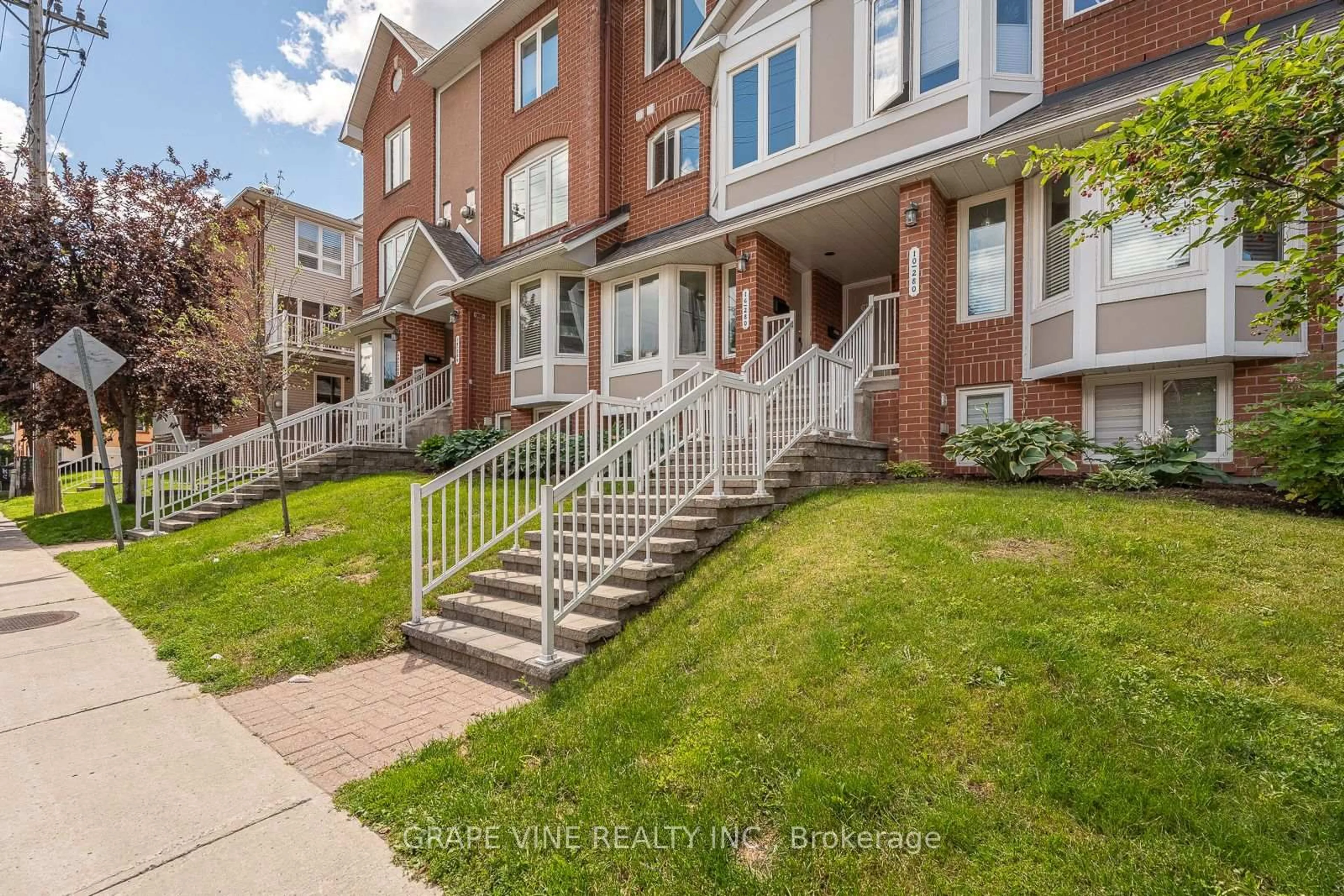 Unknown for 280 Bay St #14, Ottawa Ontario K1R 5Z6
