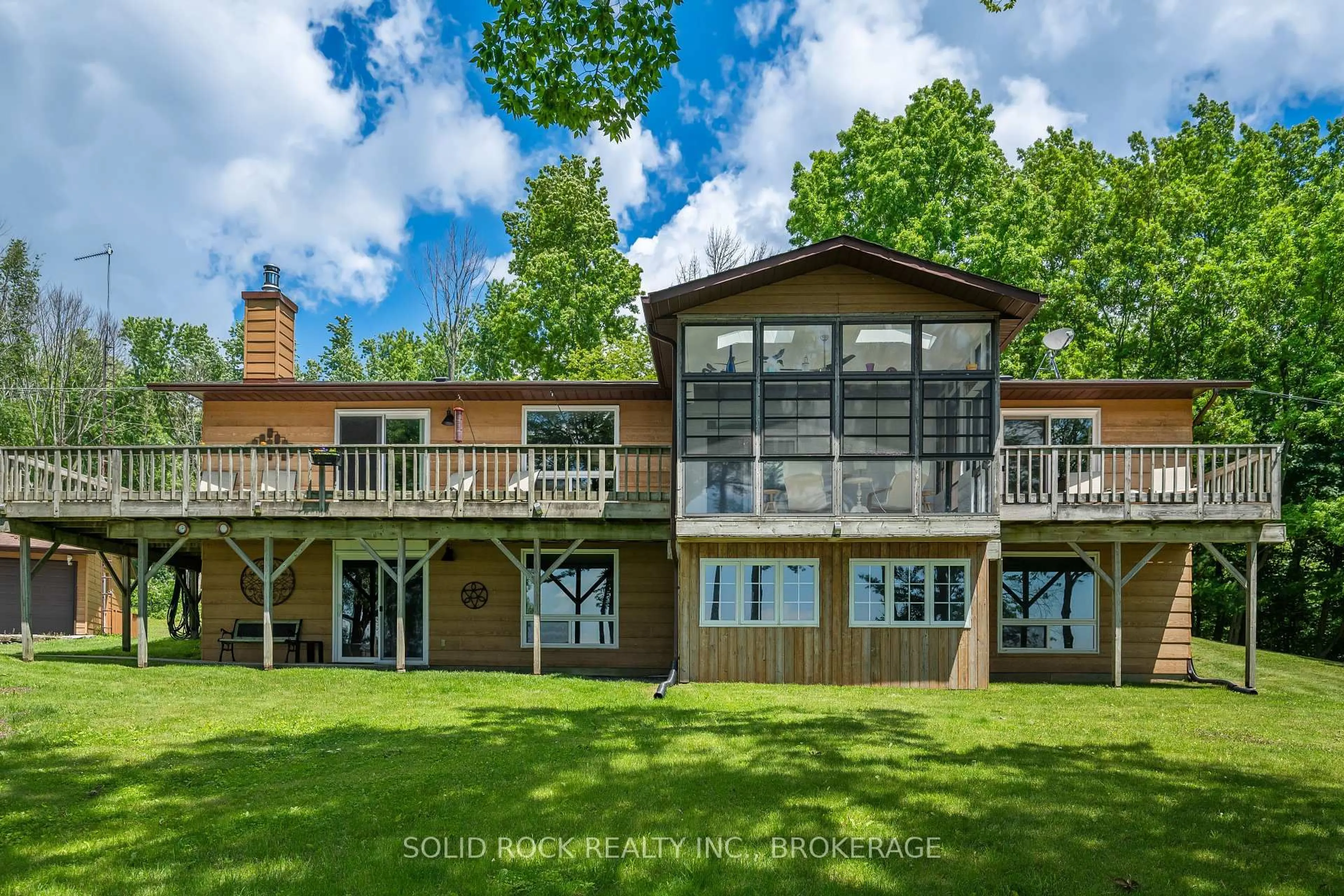 A pic from outside/outdoor area/front of a property/back of a property/a pic from drone, water/lake/river/ocean view for 220 Havenwood Tr, Gananoque Ontario K7G 2V6