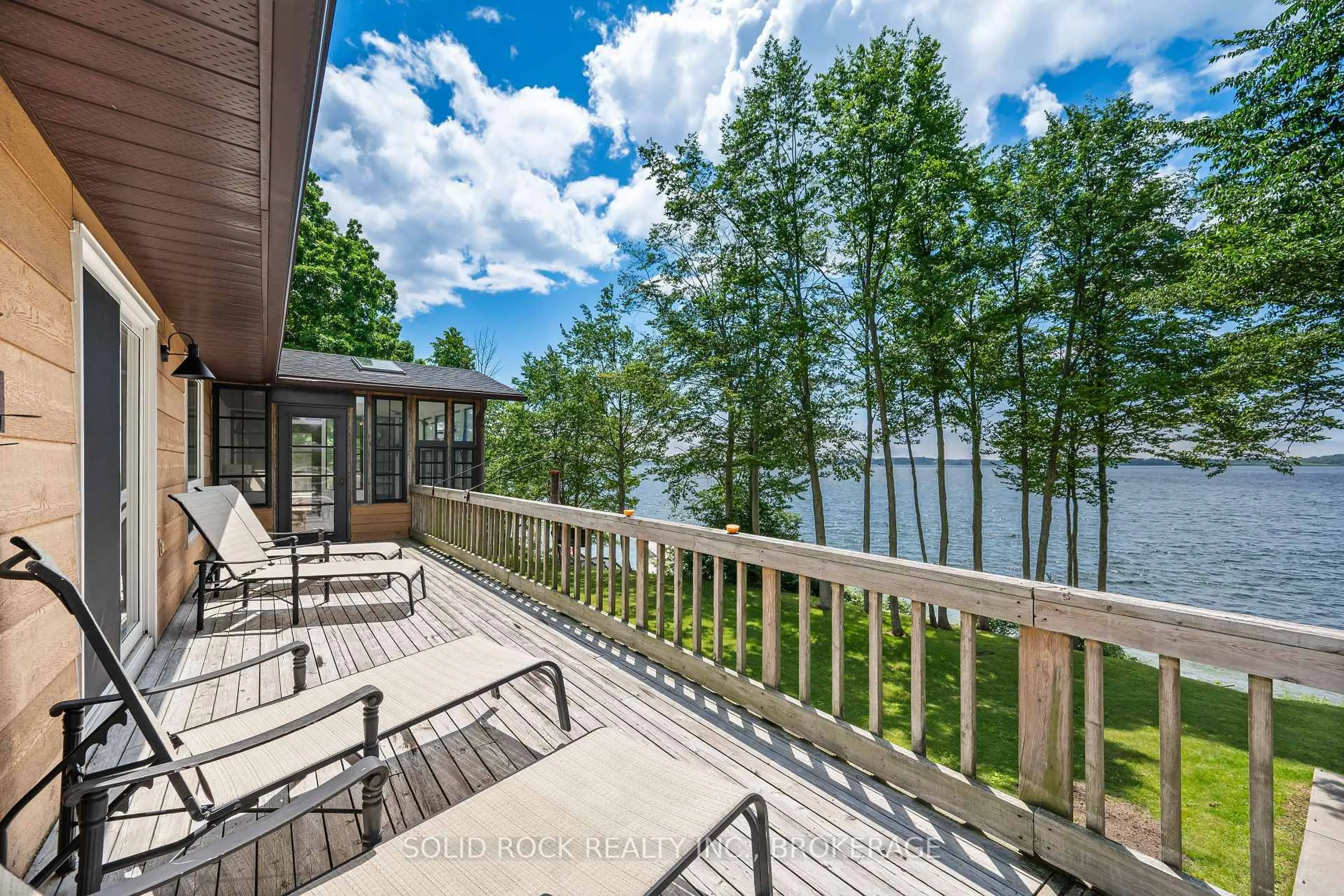 Patio, water/lake/river/ocean view for 220 Havenwood Tr, Gananoque Ontario K7G 2V6