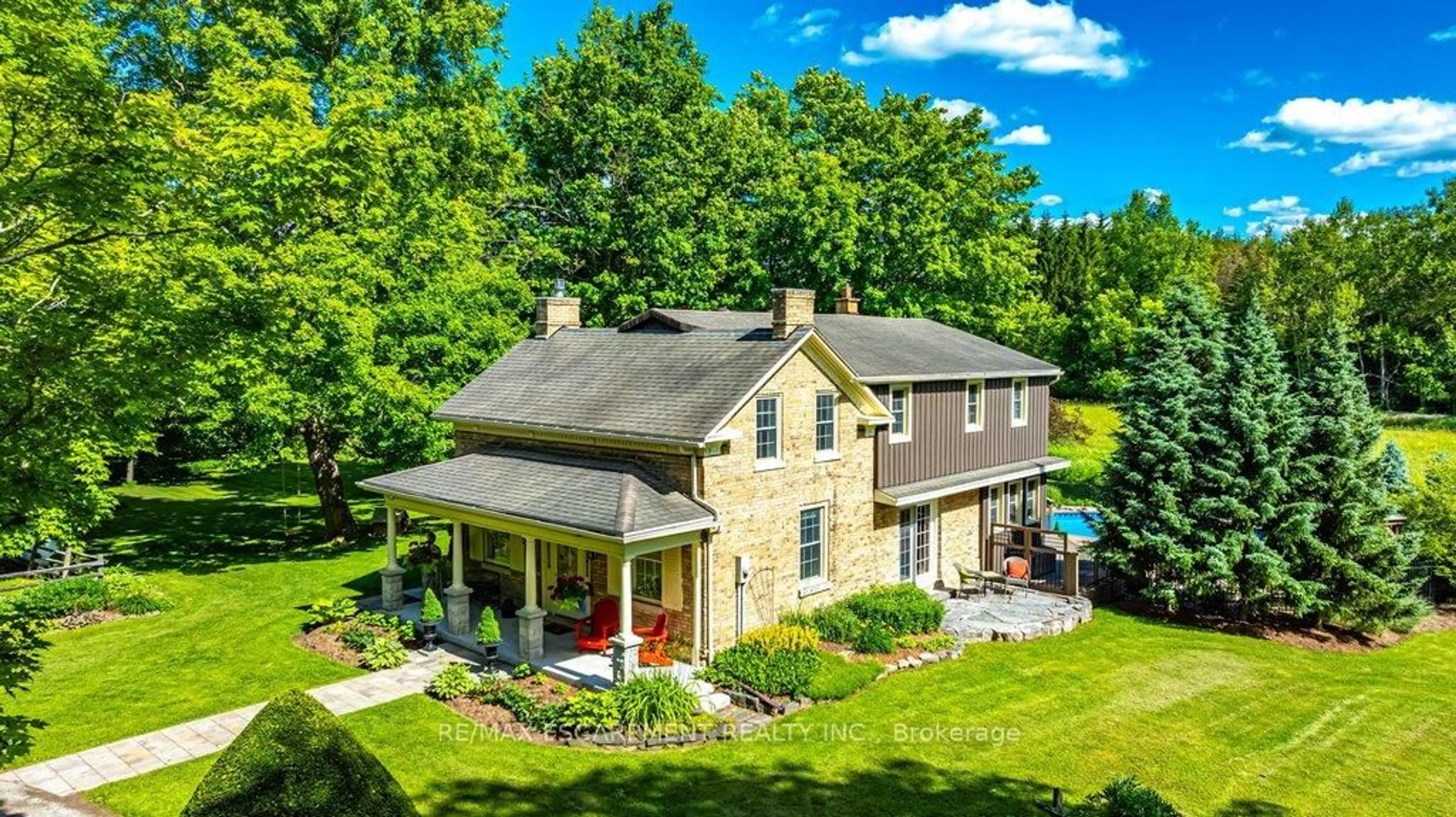 A pic from outside/outdoor area/front of a property/back of a property/a pic from drone, street for 1048 REGIONAL ROAD 97, Hamilton Ontario N0B 2J0