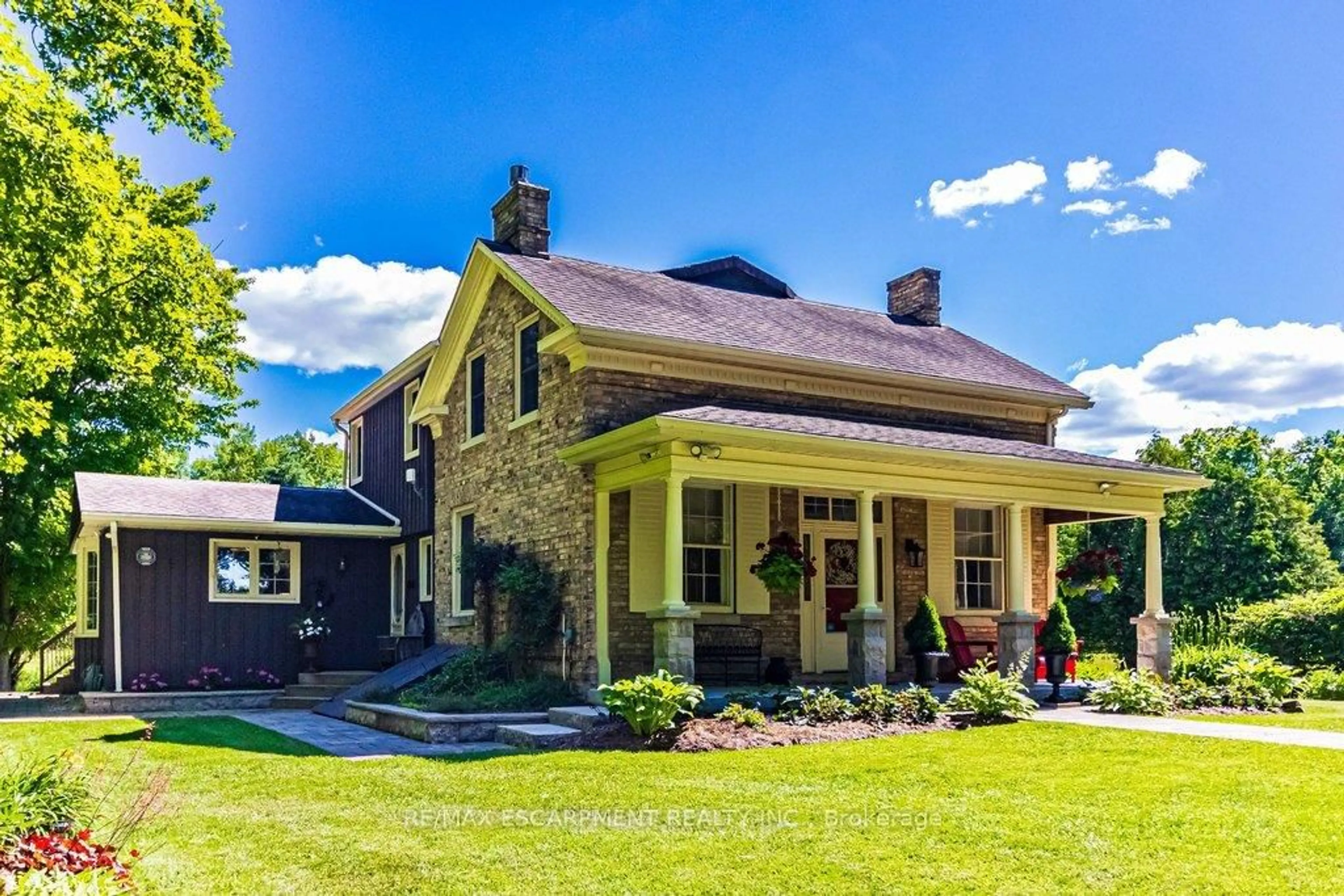 Home with brick exterior material, street for 1048 REGIONAL ROAD 97, Hamilton Ontario N0B 2J0