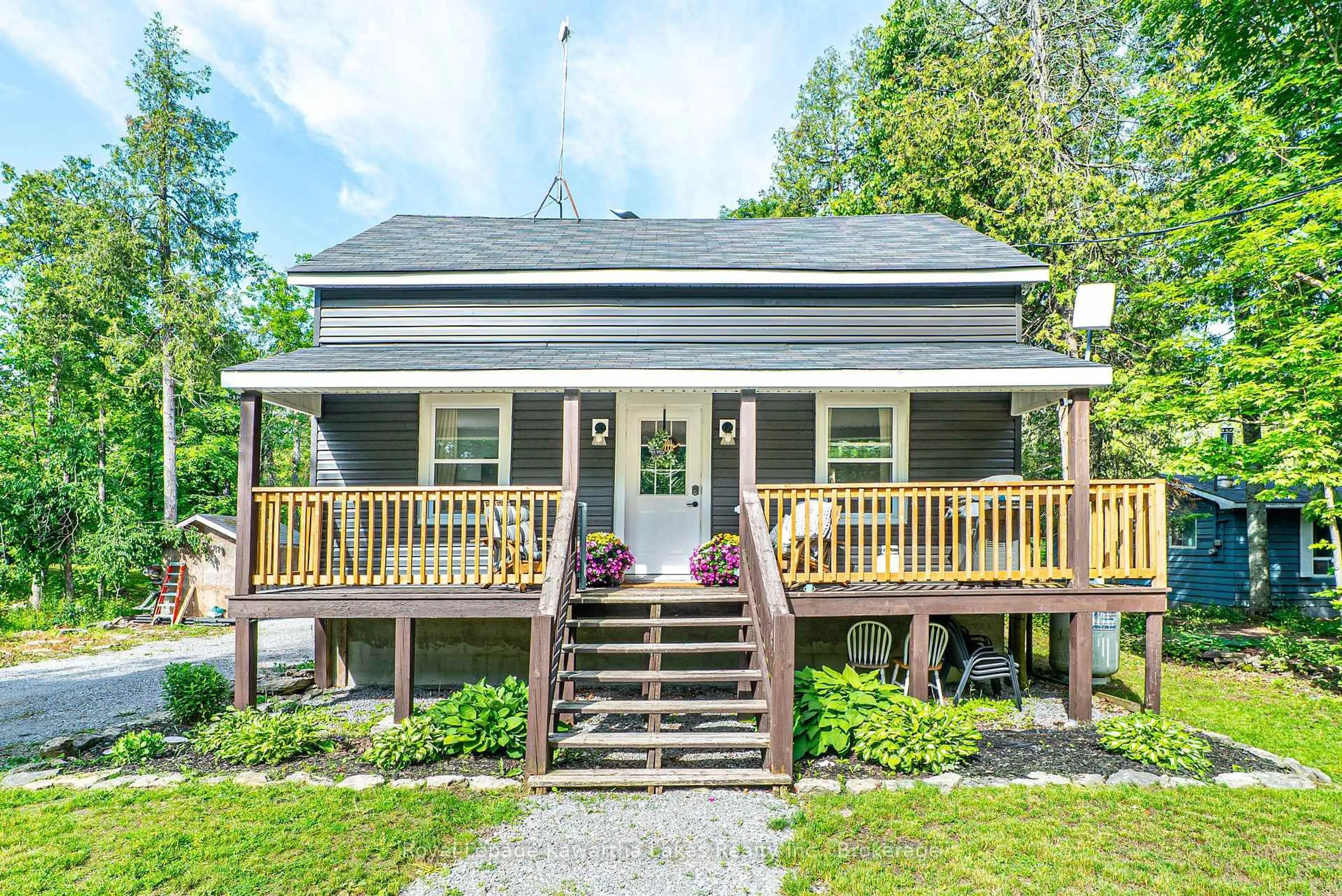 Home with vinyl exterior material, street for 112 Echo Bay Rd, Kawartha Lakes Ontario K0M 1A0