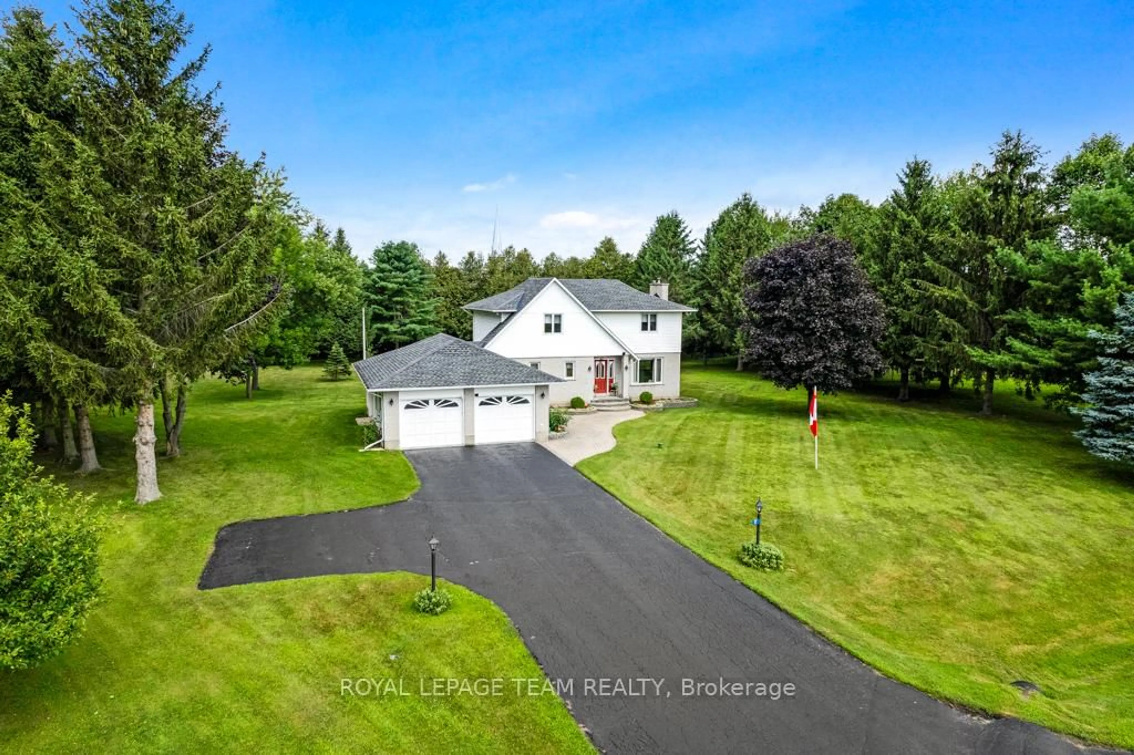 A pic from outside/outdoor area/front of a property/back of a property/a pic from drone, water/lake/river/ocean view for 17 MARIC Tr, North Grenville Ontario K0G 1J0