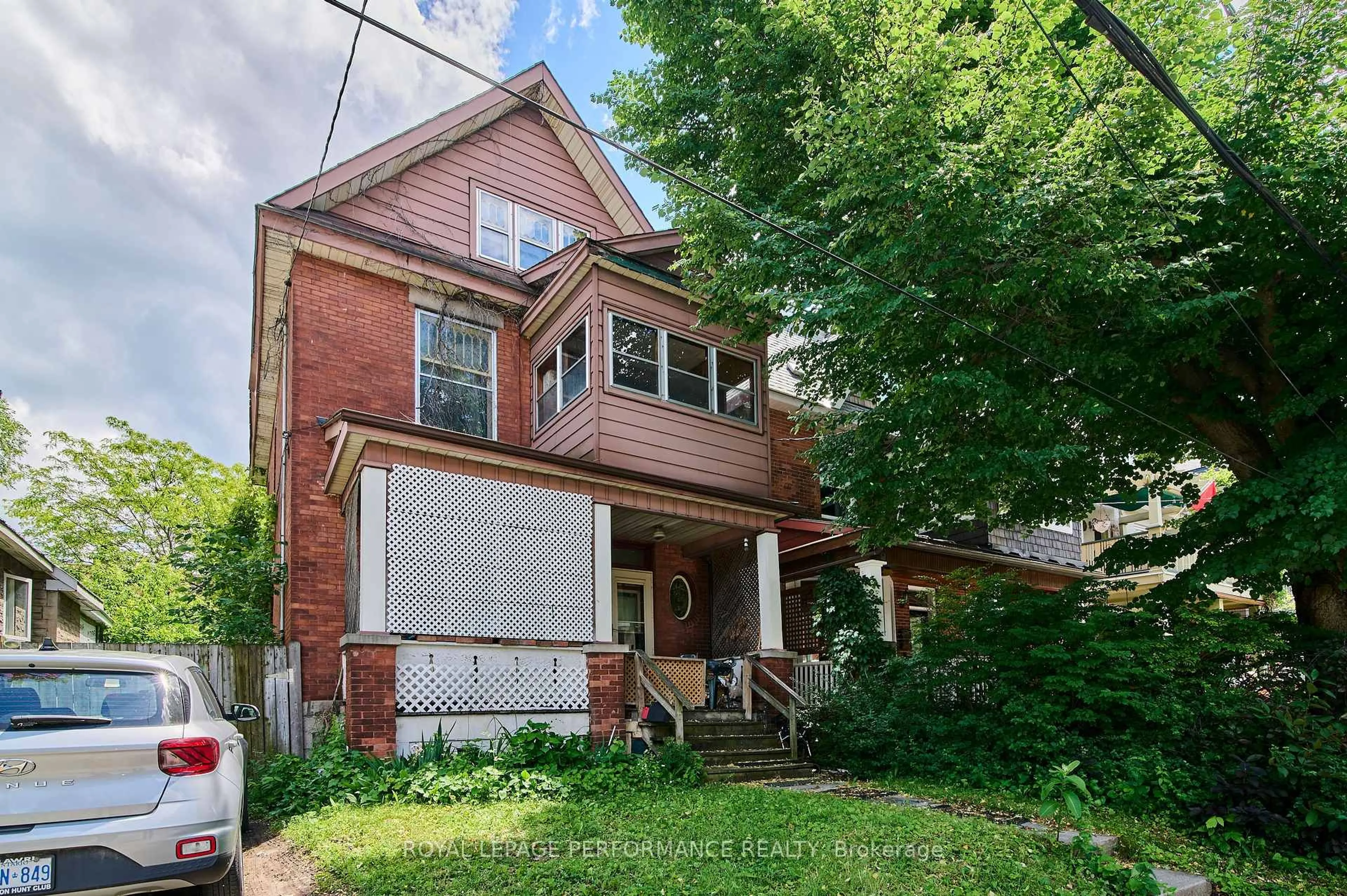 Home with brick exterior material, street for 6 Ossington Ave, Ottawa Ontario K1S 3B4