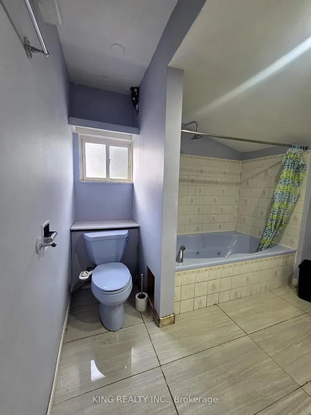 24 BOULLEE St, London East 5