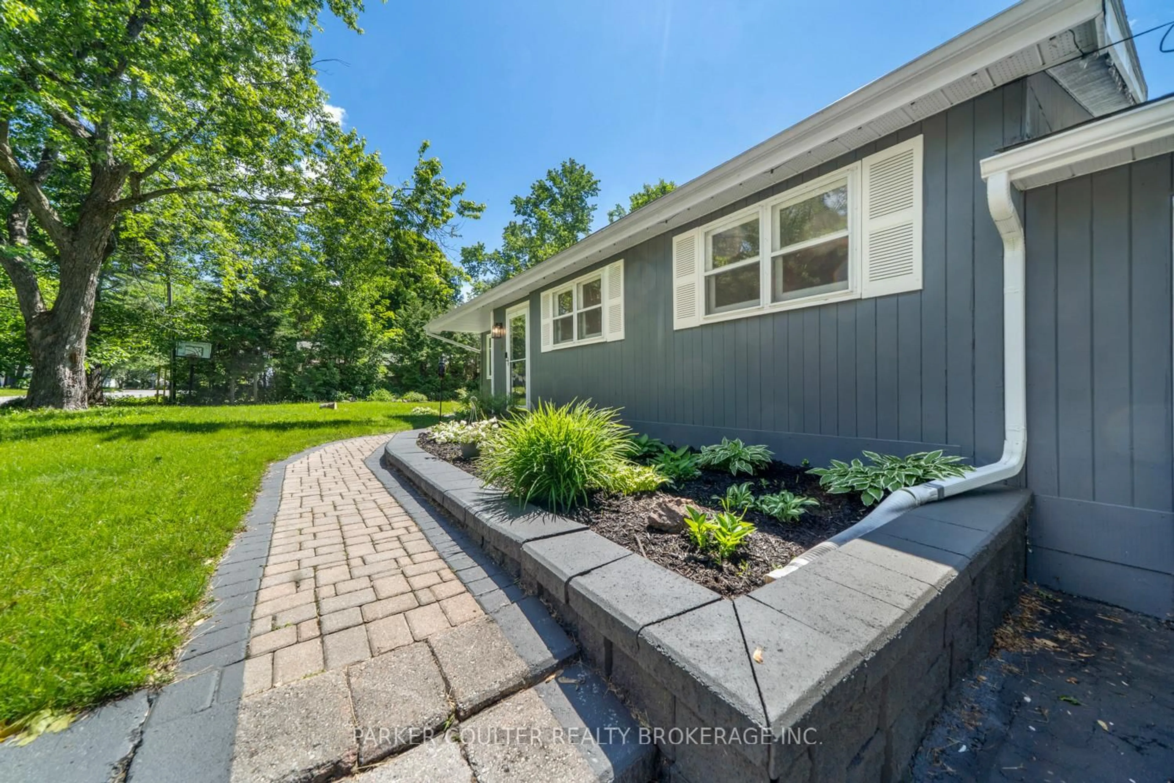 Unknown for 85 Evans Ave, Gravenhurst Ontario P1P 1A6