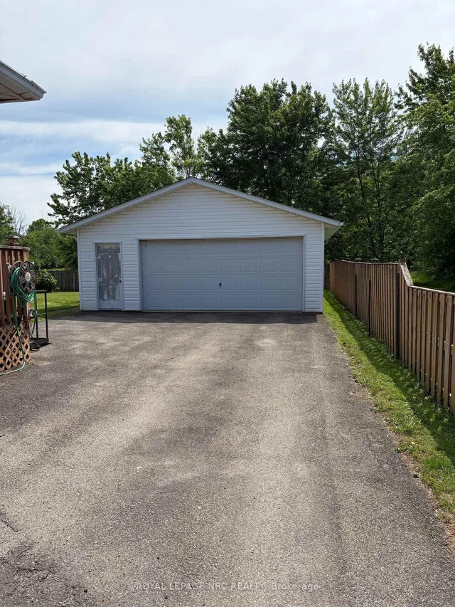 13 Bosnich Ave, Welland 2