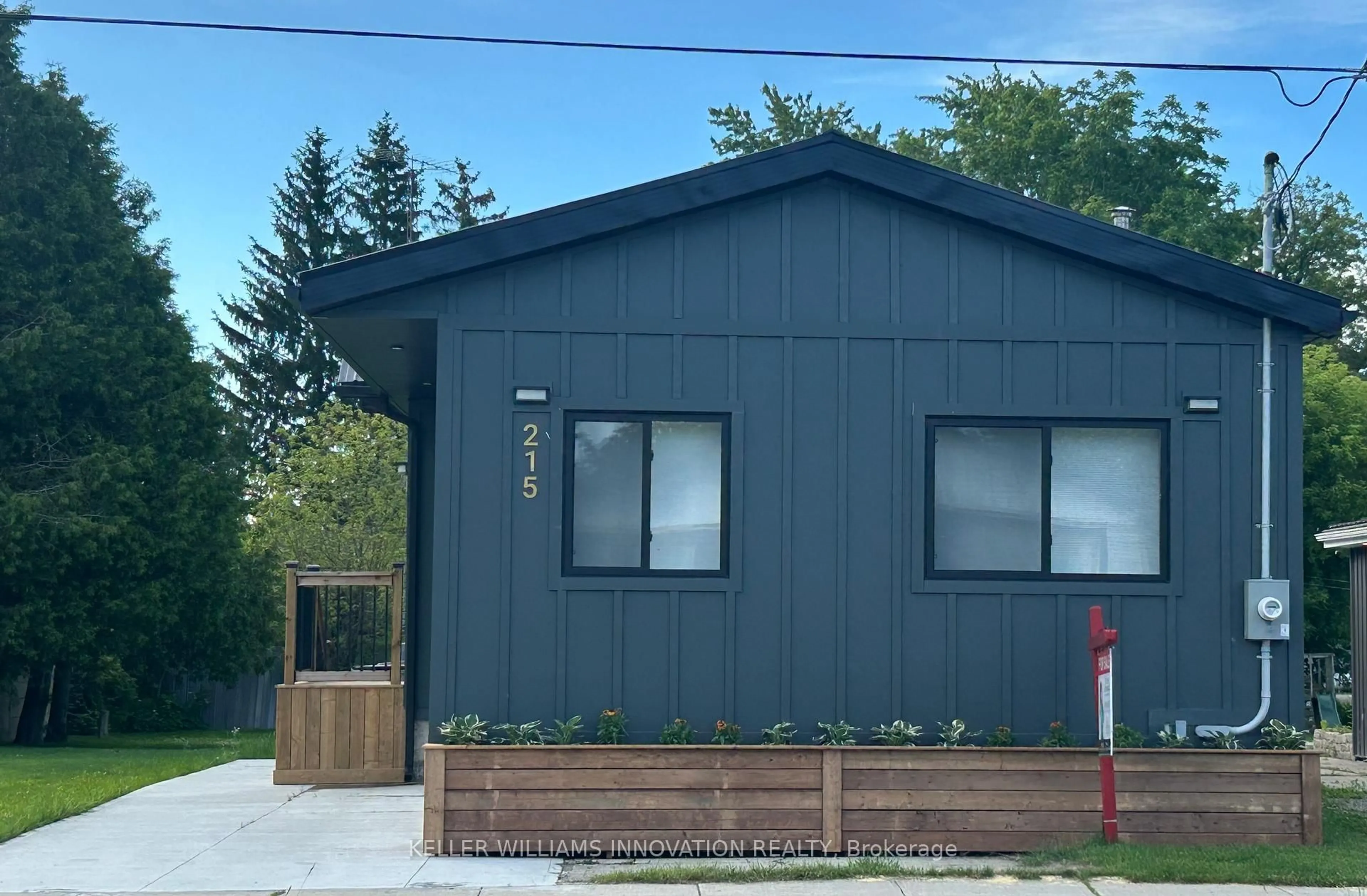 Shed for 215 Winstanley St, West Perth Ontario N0K 1P0