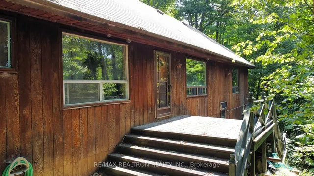 1030 McCabe Rd, Lake of Bays 3
