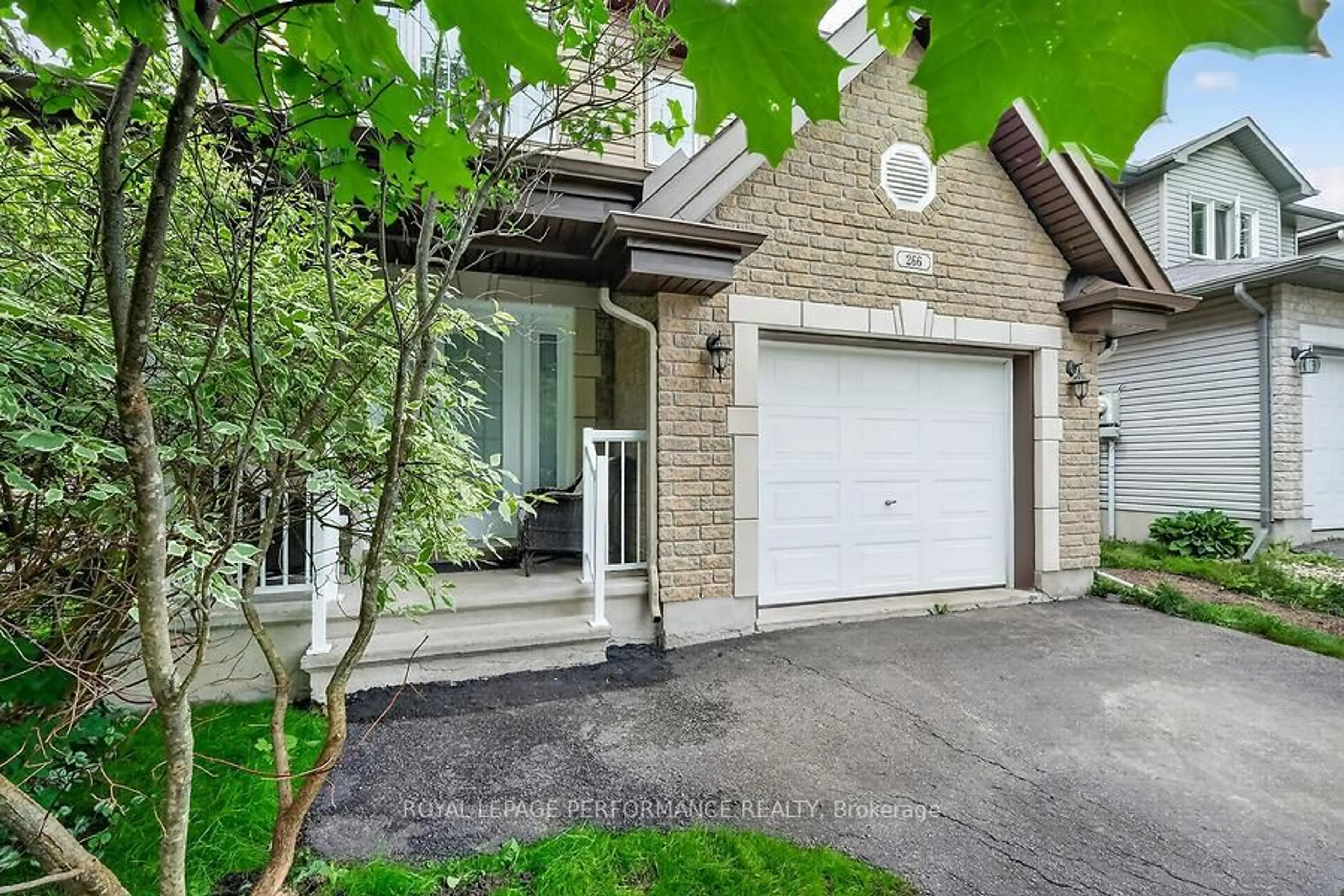 Unknown for 266 Mica Cres, Clarence-Rockland Ontario K4K 0E2