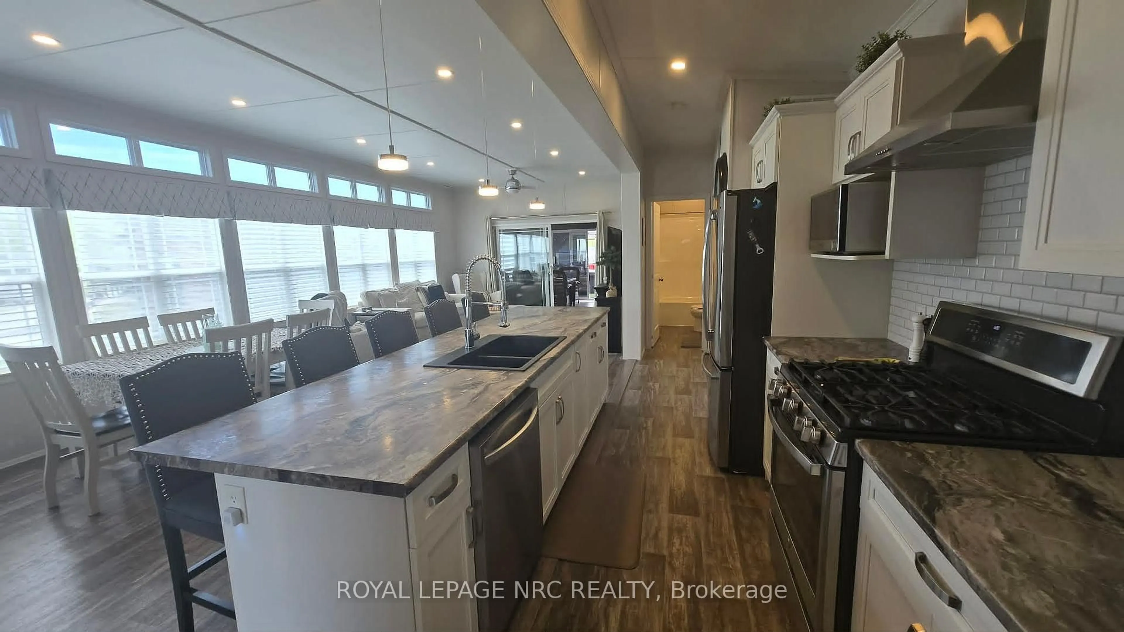 Open concept kitchen, unknown for 35 Quarry Meadows, Port Colborne Ontario L0S 1R0