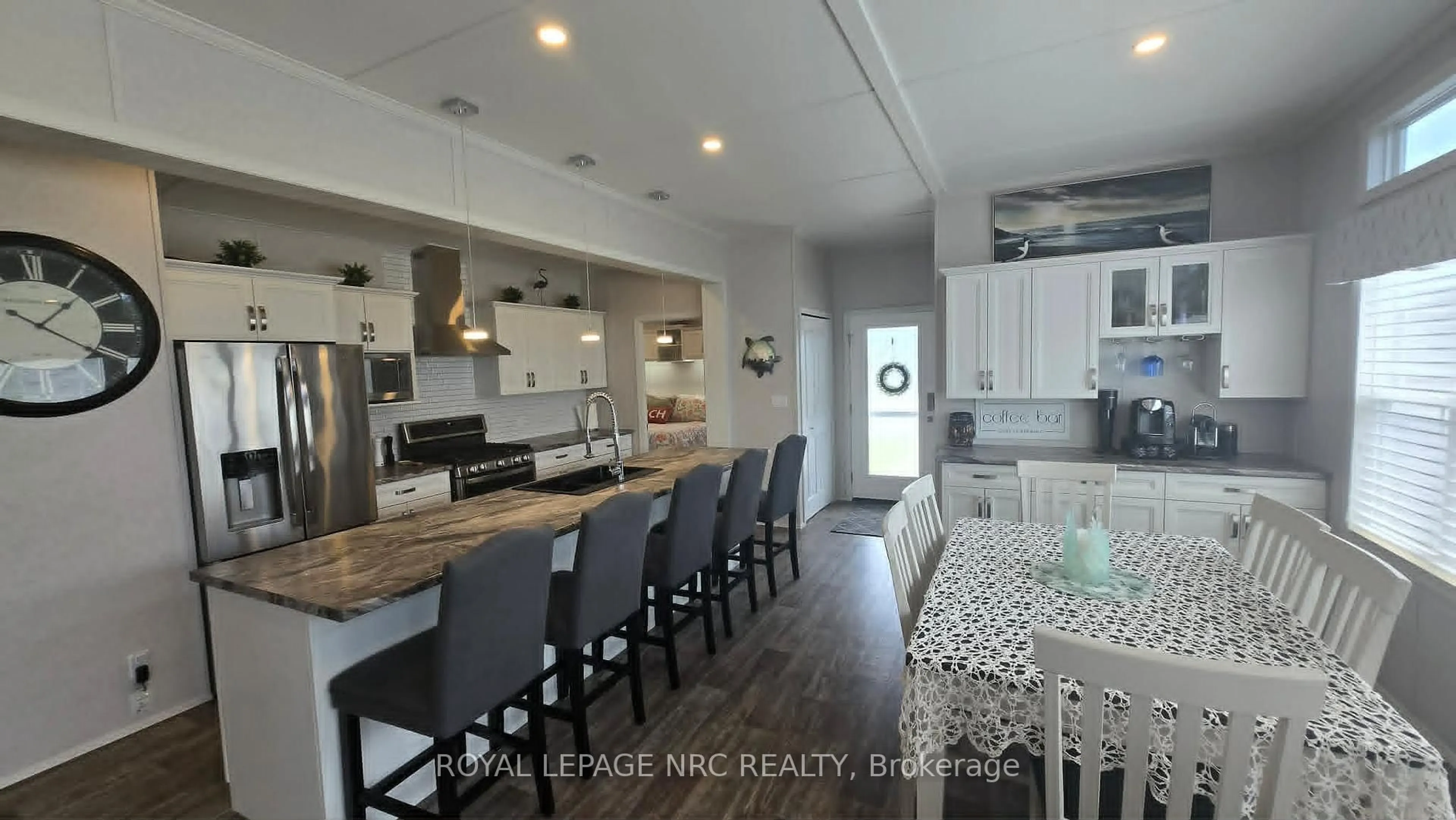 Open concept kitchen, unknown for 35 Quarry Meadows, Port Colborne Ontario L0S 1R0