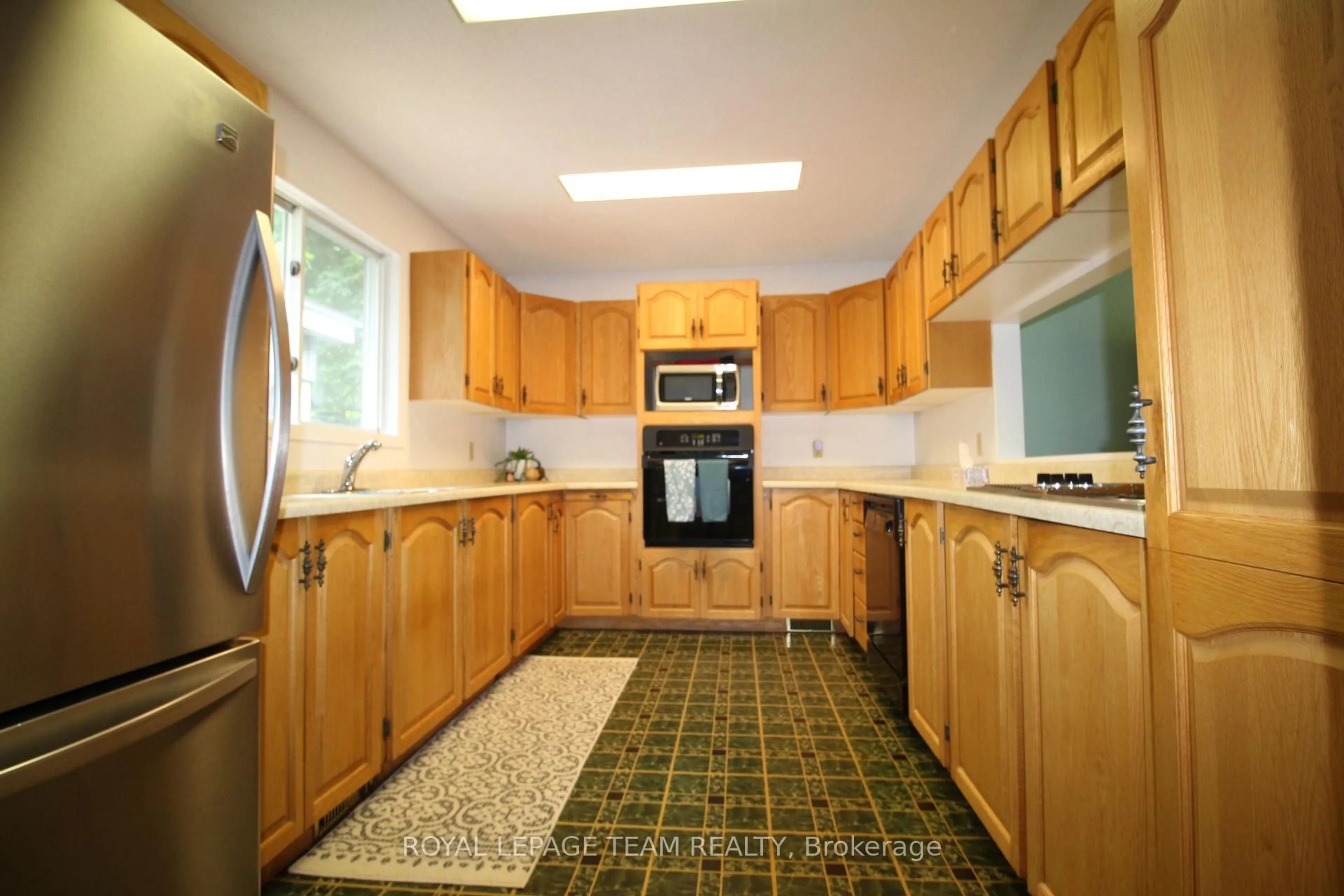 Standard kitchen, ceramic/tile floor for 214 Arcand Rd, North Grenville Ontario K0G 1J0