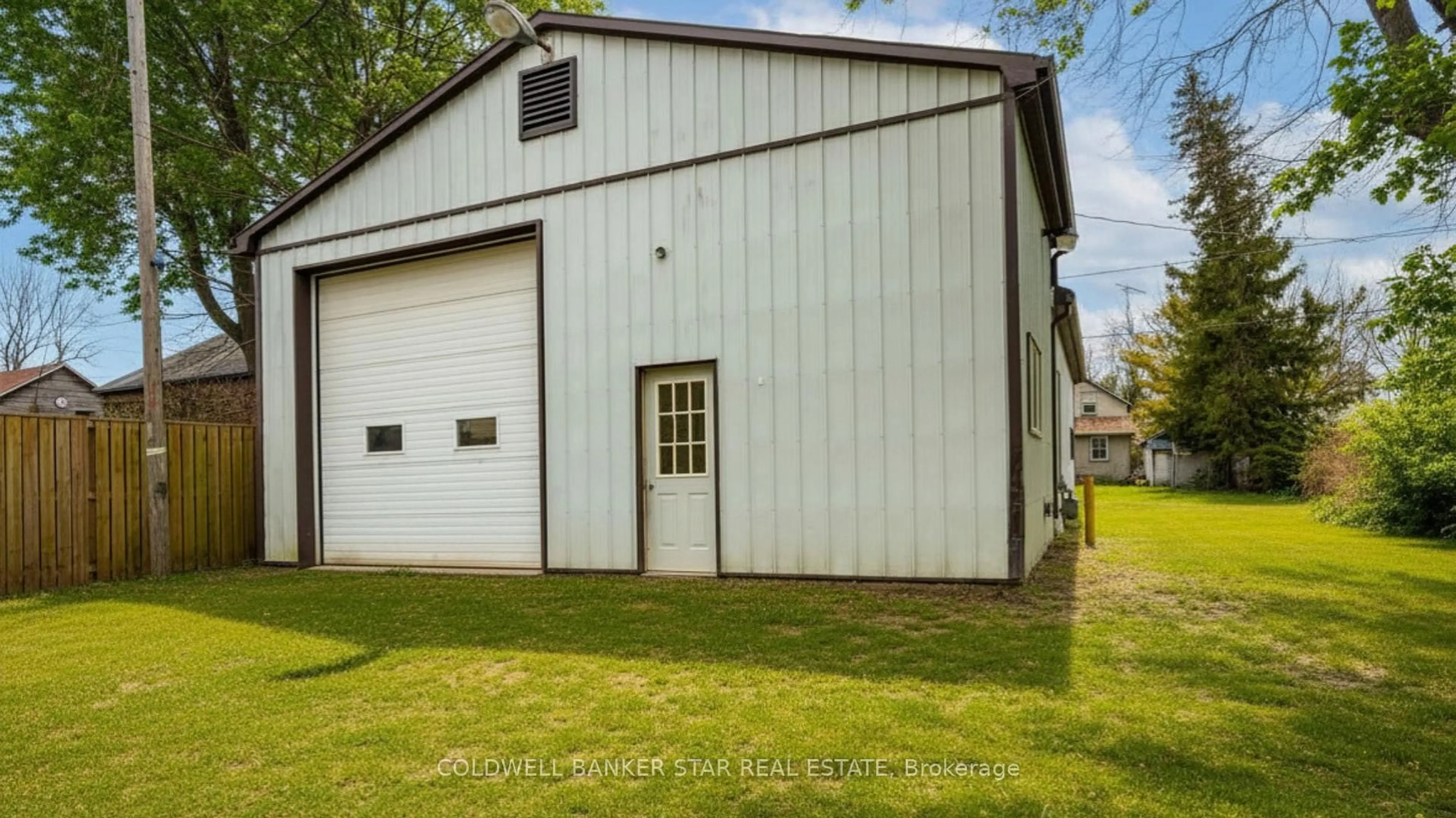Shed for 179 Main St, North Middlesex Ontario N0M 1A0