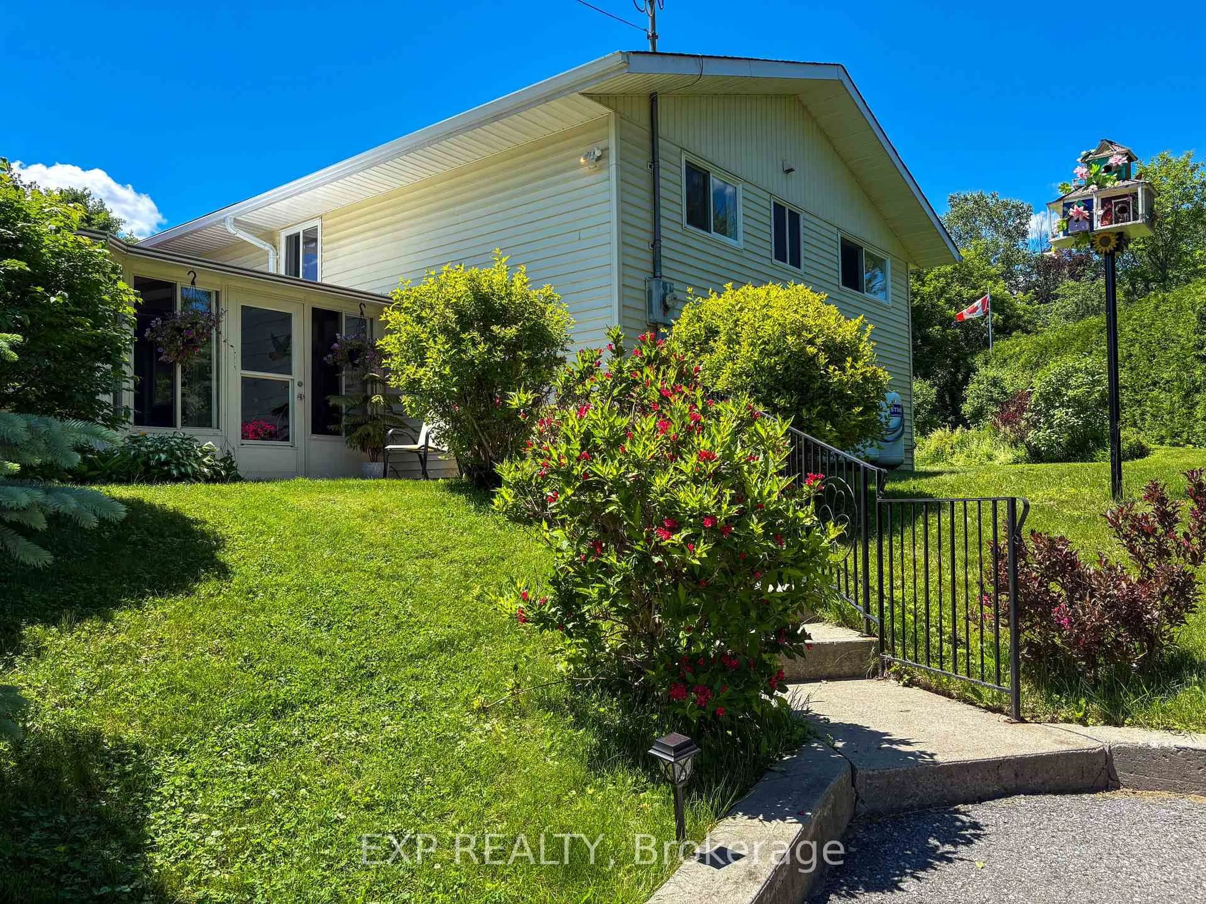 A pic from outside/outdoor area/front of a property/back of a property/a pic from drone, water/lake/river/ocean view for 500 Maloney Rd, Renfrew Ontario K7V 3Z8