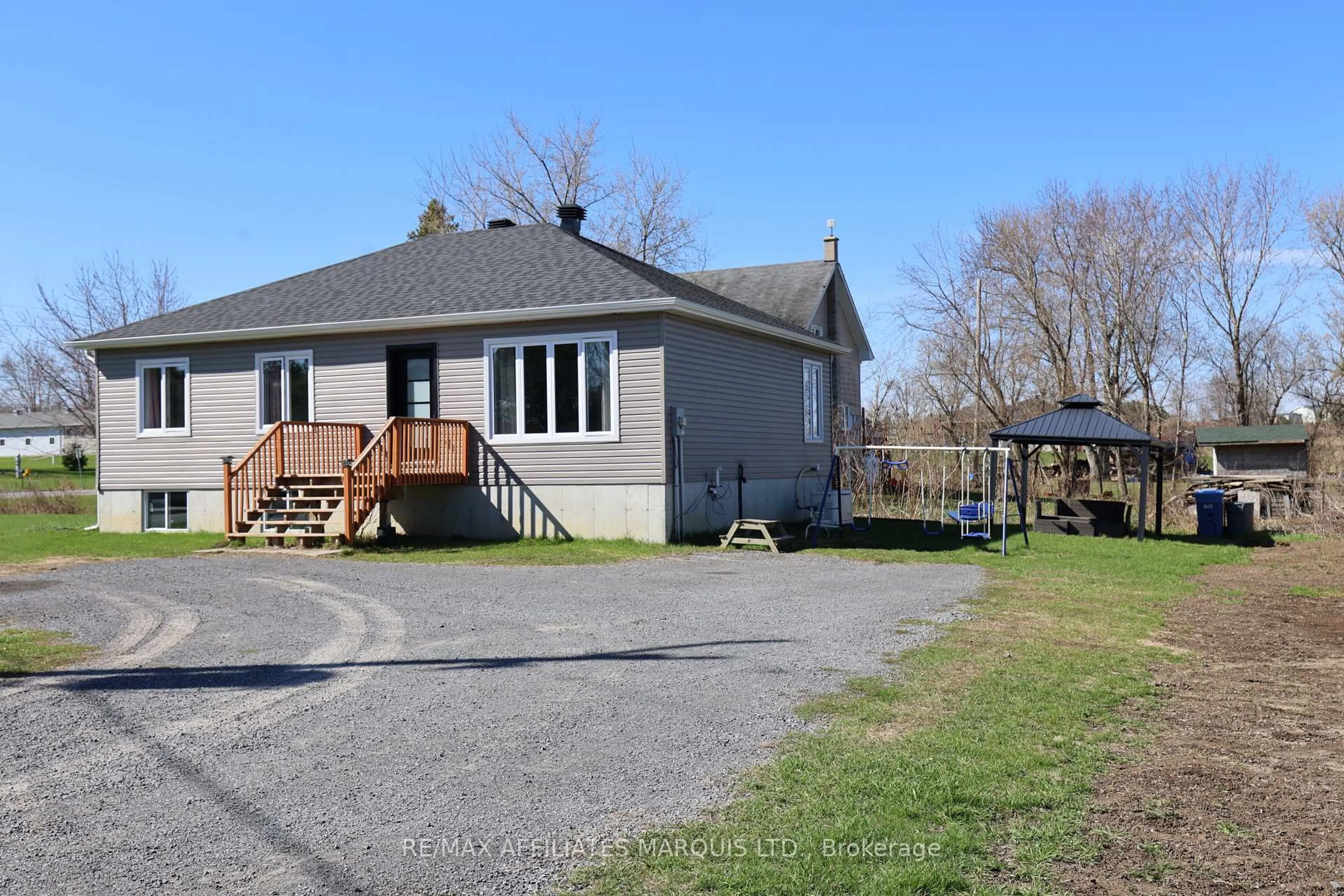 A pic from outside/outdoor area/front of a property/back of a property/a pic from drone, street for 69 St Polycarp St, North Stormont Ontario K0C 1W0