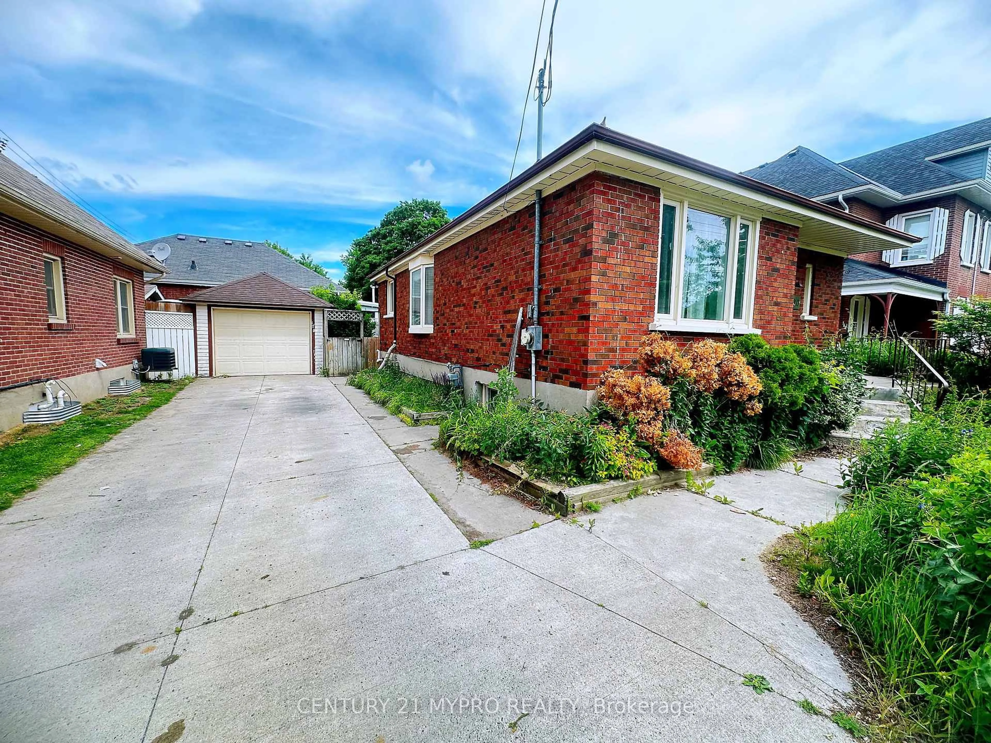 Home with brick exterior material, street for 170 Morrow St, Peterborough Ontario K9J 1X5