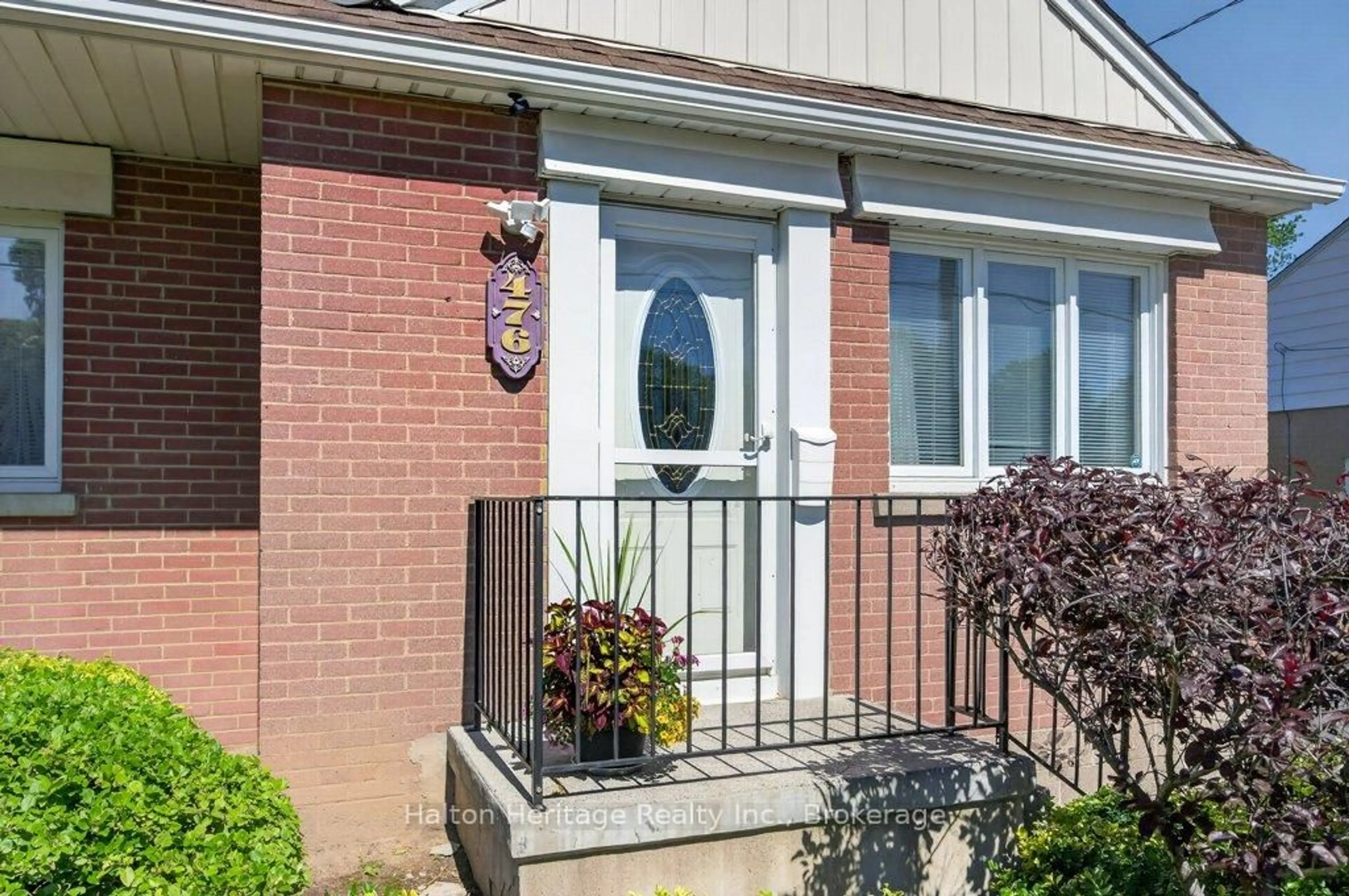 Unknown for 476 East 37th St, Hamilton Ontario L8V 4B9